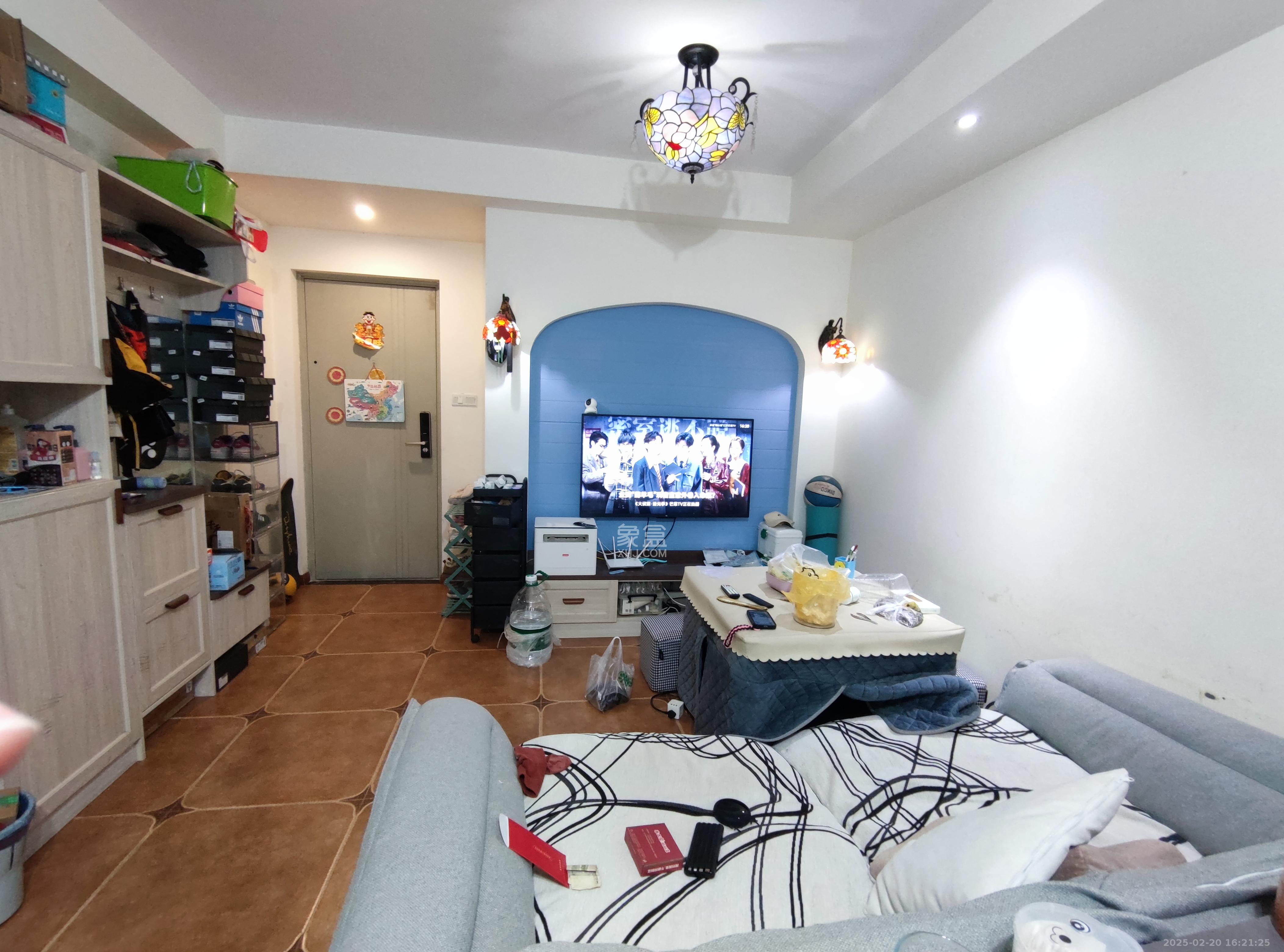 怡海星城  2室2厅1卫   1900.00元/月室内图