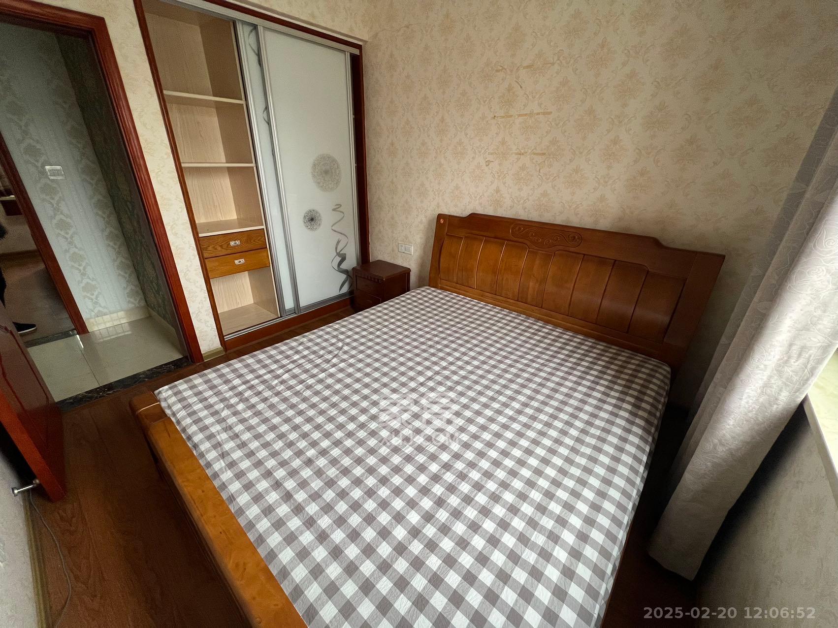 和馨园 3室2厅1卫 2800.0元/月 和馨园 3室2厅1卫 2800.0元/月室内图