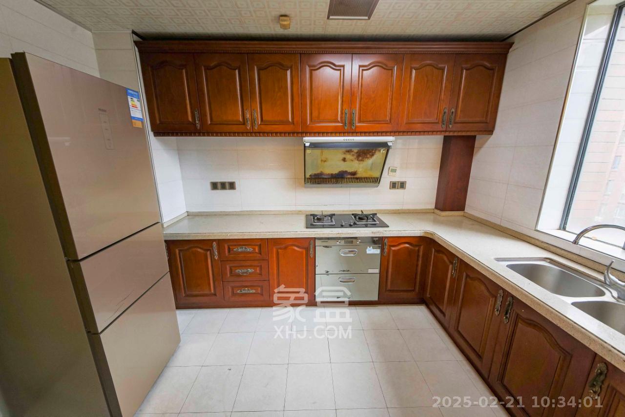 奥林匹克花园 4室2厅2卫 5000.0元/月 奥林匹克花园 4室2厅2卫 5000.0元/月室内图