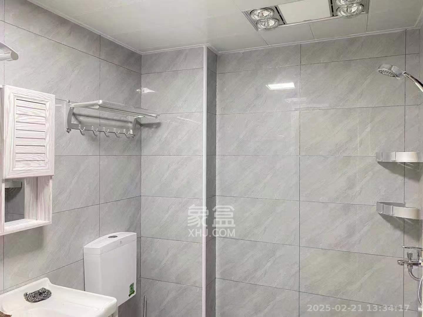 钱隆世家  1室1厅1卫    1300.0元/月室内图