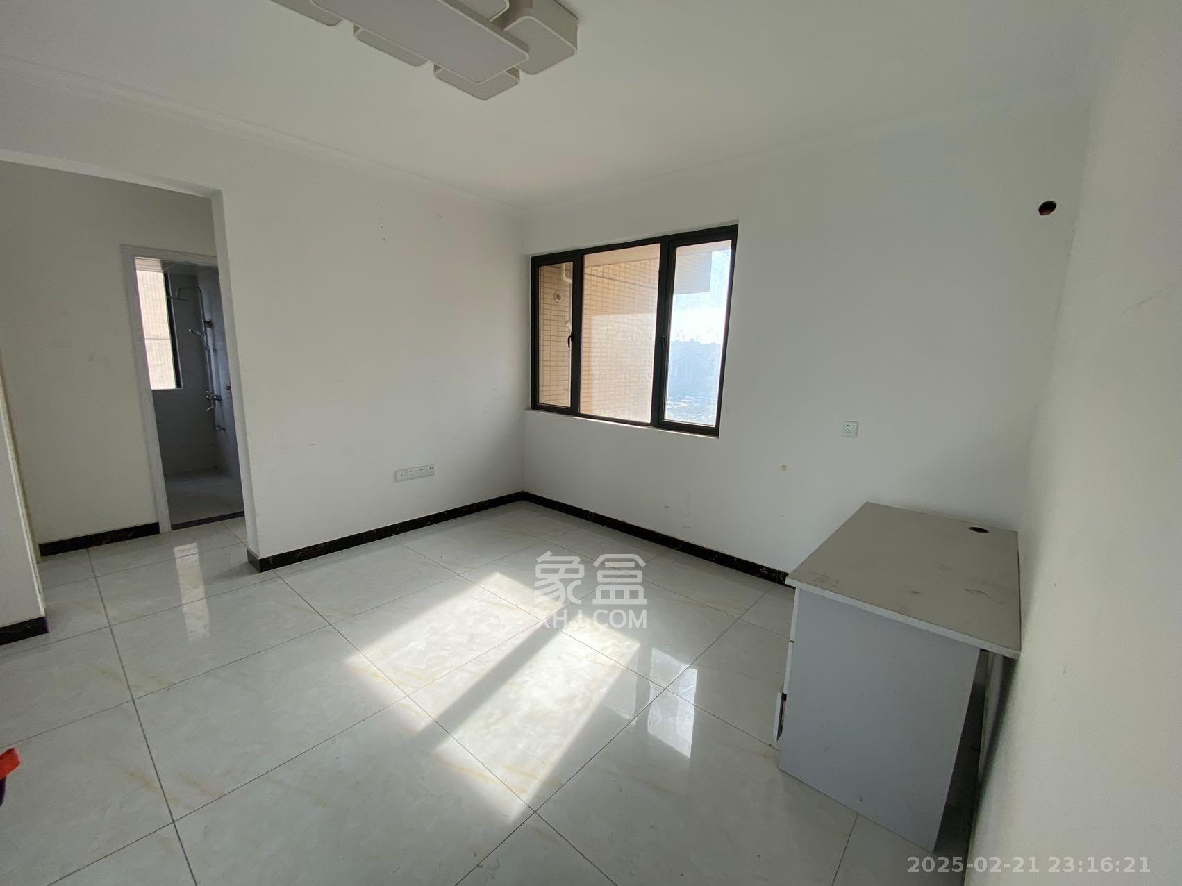 金轮星光名座 3室2厅1卫 2500.0元/月 金轮星光名座 3室2厅1卫 2500.0元/月室内图