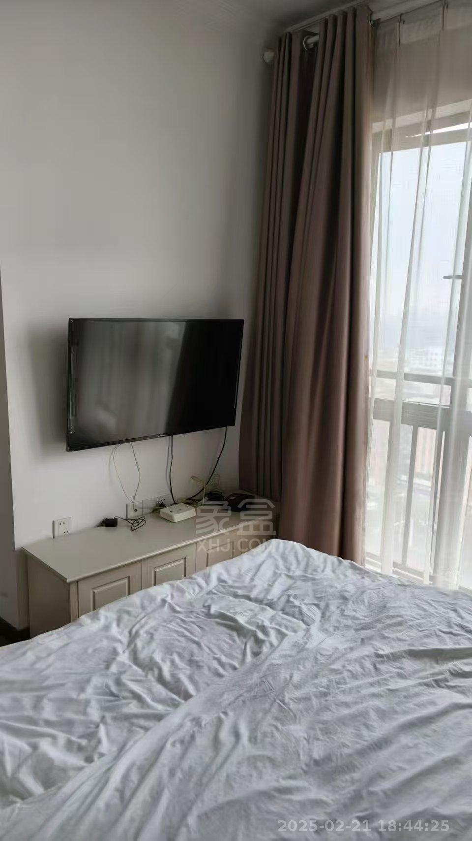 文艺复兴(未来城) 1室1厅1卫 900.00元/月 文艺复兴(未来城) 1室1厅1卫 900.00元/月室内图