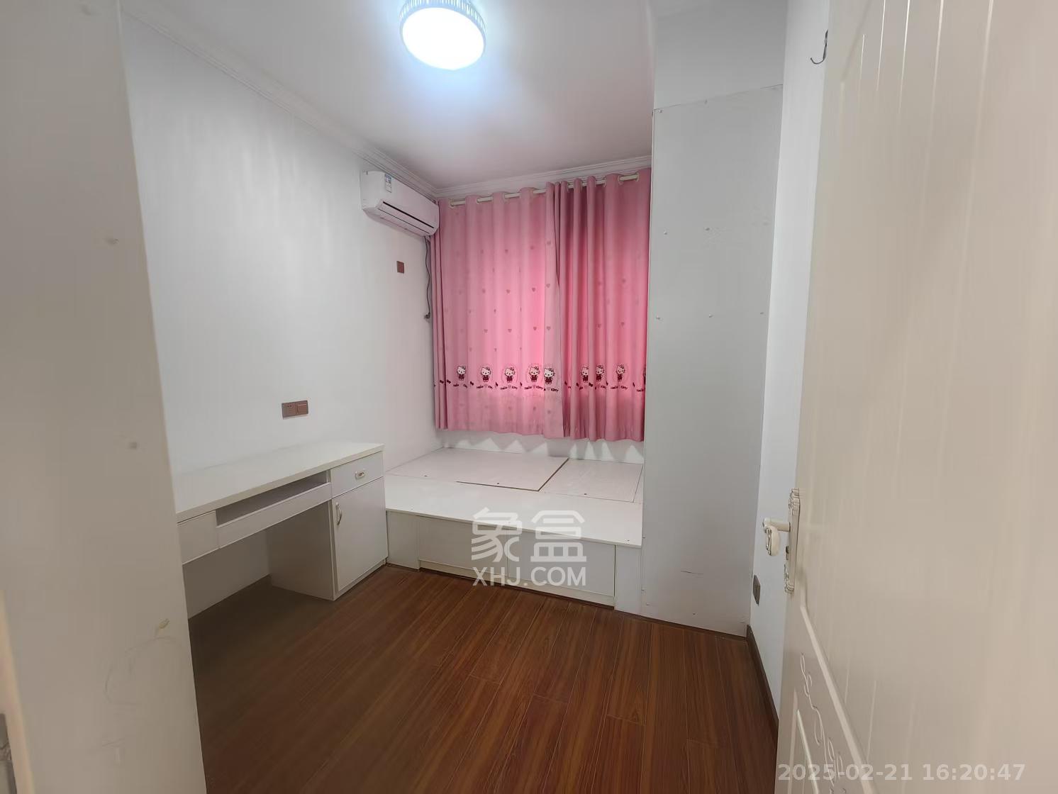 新华联梦想城  3室2厅1卫    2100.0元/月 新华联梦想城  3室2厅1卫    2100.0元/月室内图