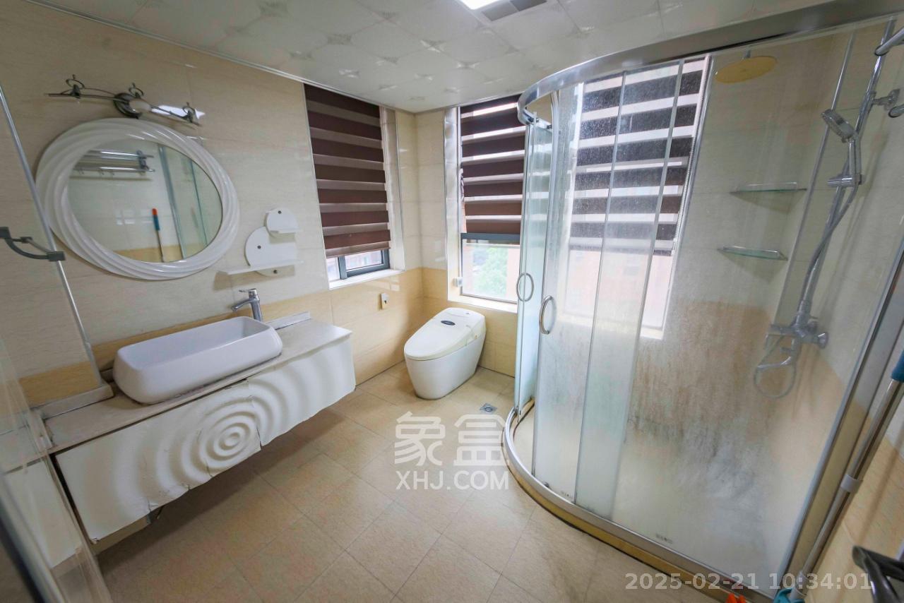 奥林匹克花园 4室2厅2卫 5000.0元/月 奥林匹克花园 4室2厅2卫 5000.0元/月室内图