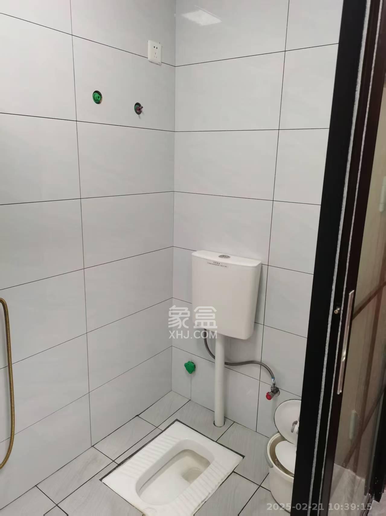 长沙高铁吾悦广场  1室1厅1卫   1600.00元/月室内图