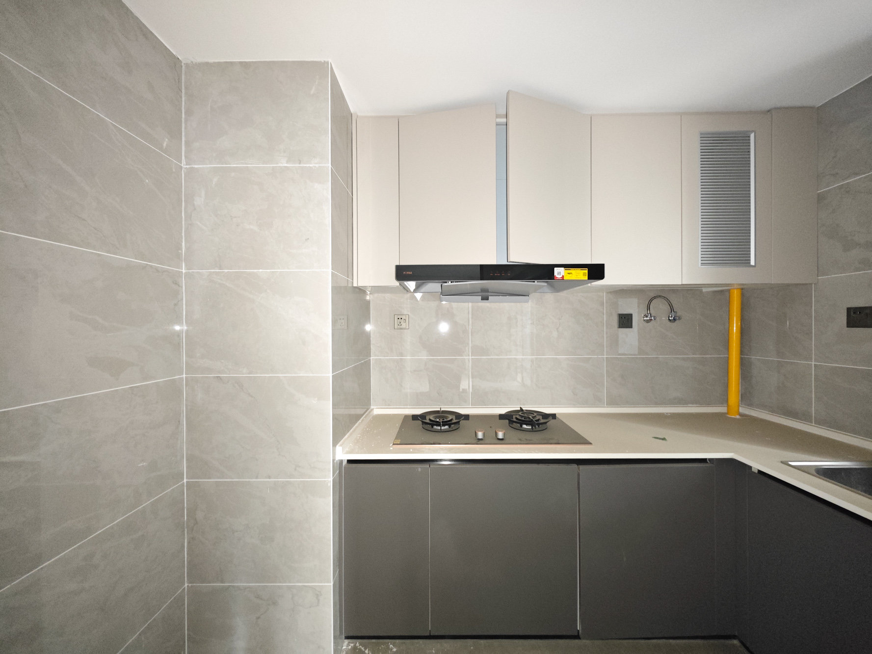 万科魅力之城  4室2厅2卫    139.8万 万科魅力之城  4室2厅2卫    139.8万厨房