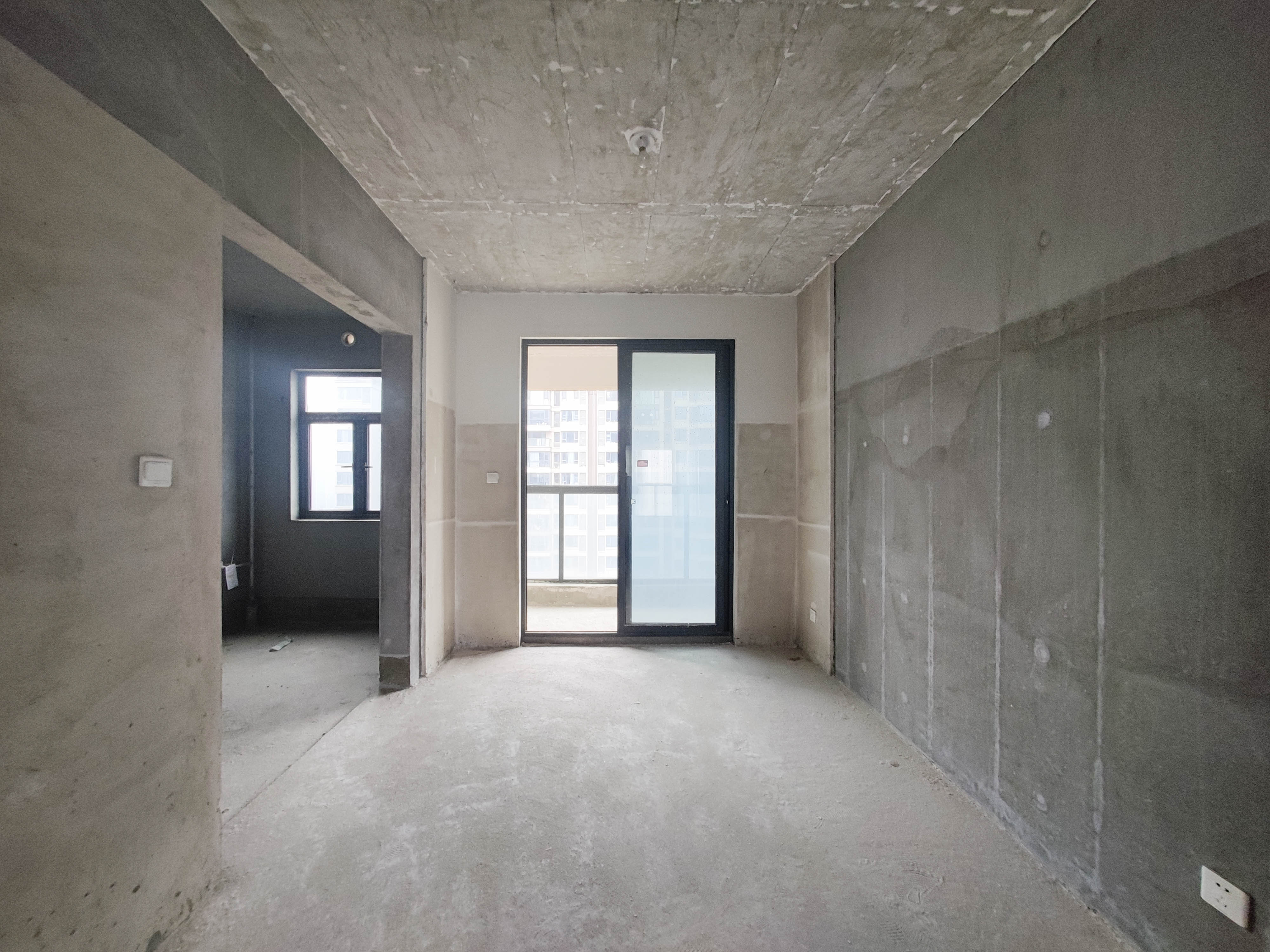 长房东旭国际 4室2厅2卫 206.0万 长房东旭国际 4室2厅2卫 206.0万其他