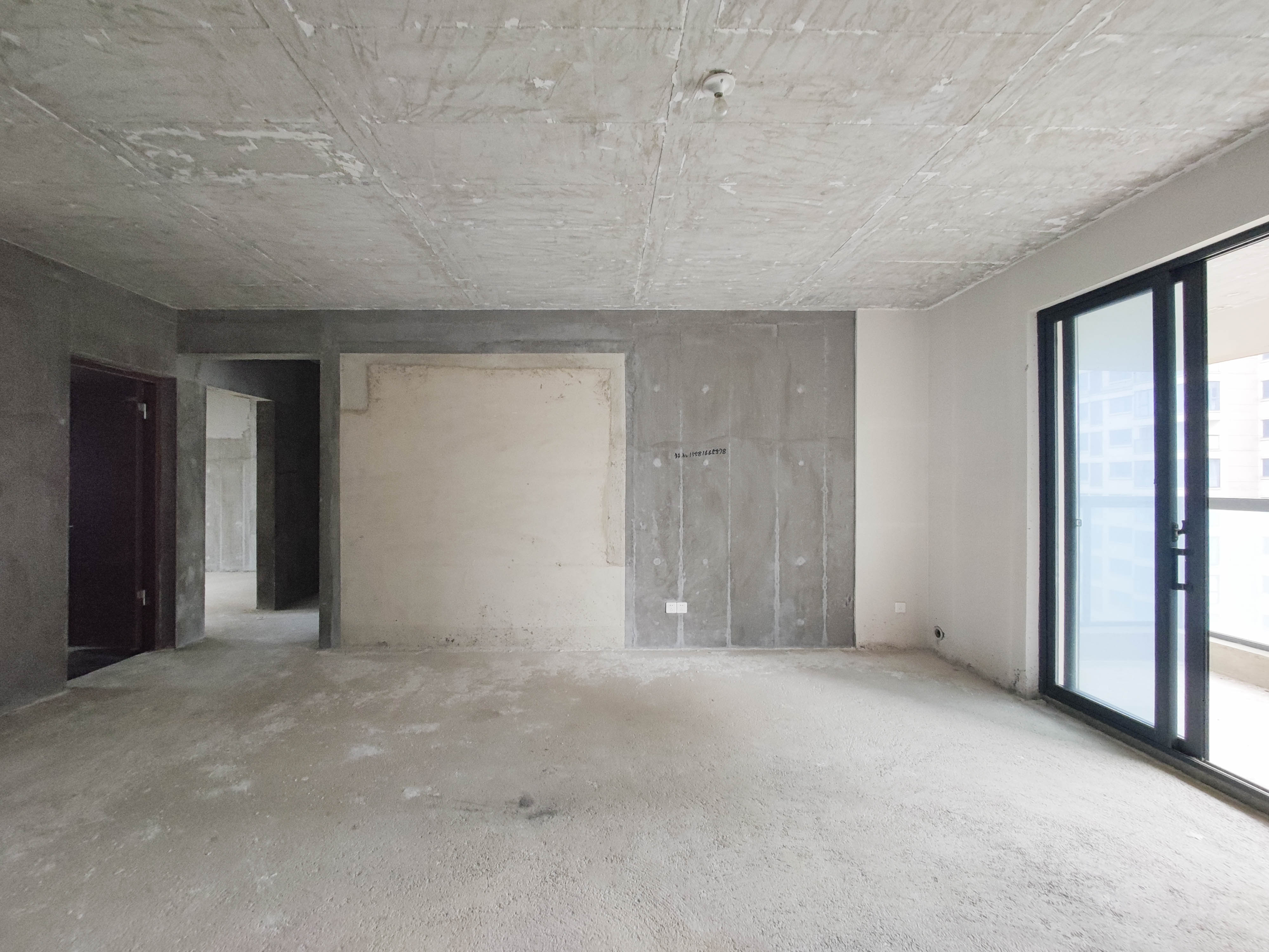 长房东旭国际 4室2厅2卫 206.0万 长房东旭国际 4室2厅2卫 206.0万客厅