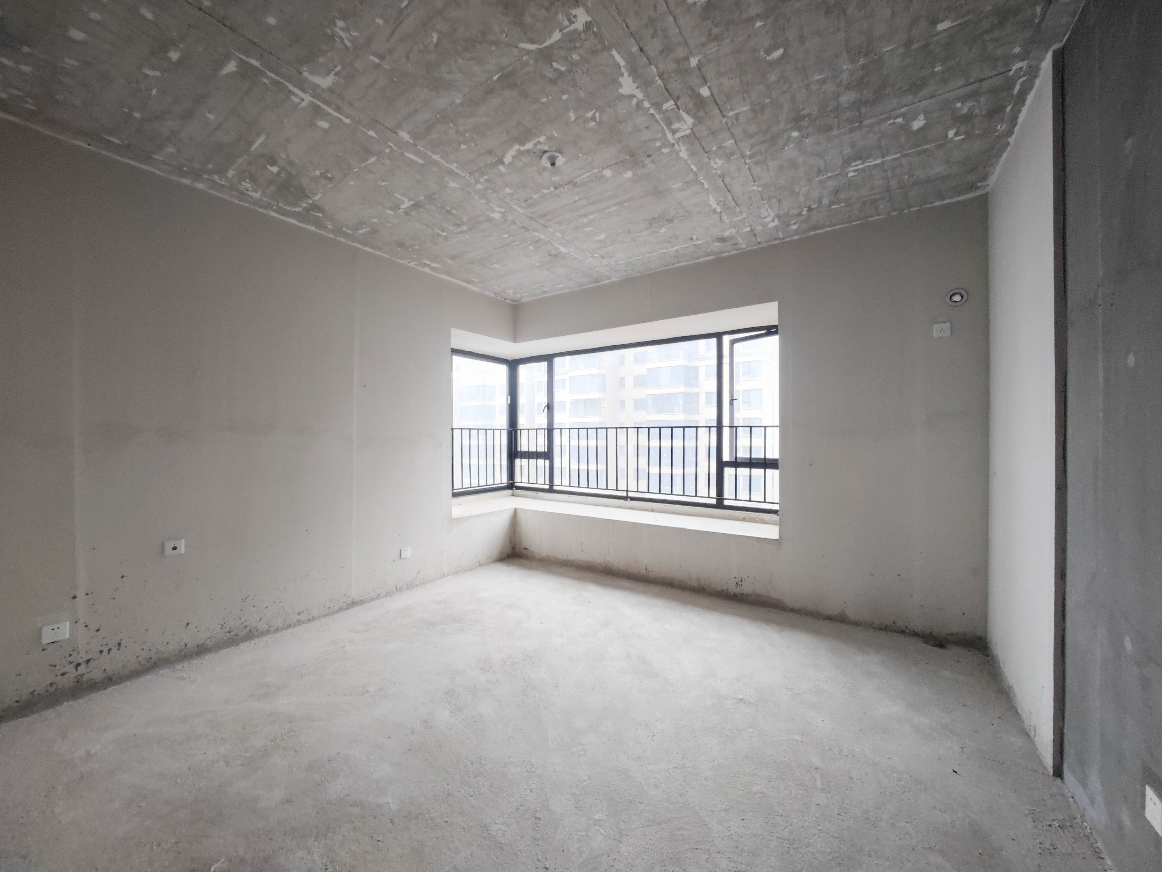 长房东旭国际 4室2厅2卫 206.0万 长房东旭国际 4室2厅2卫 206.0万卧室