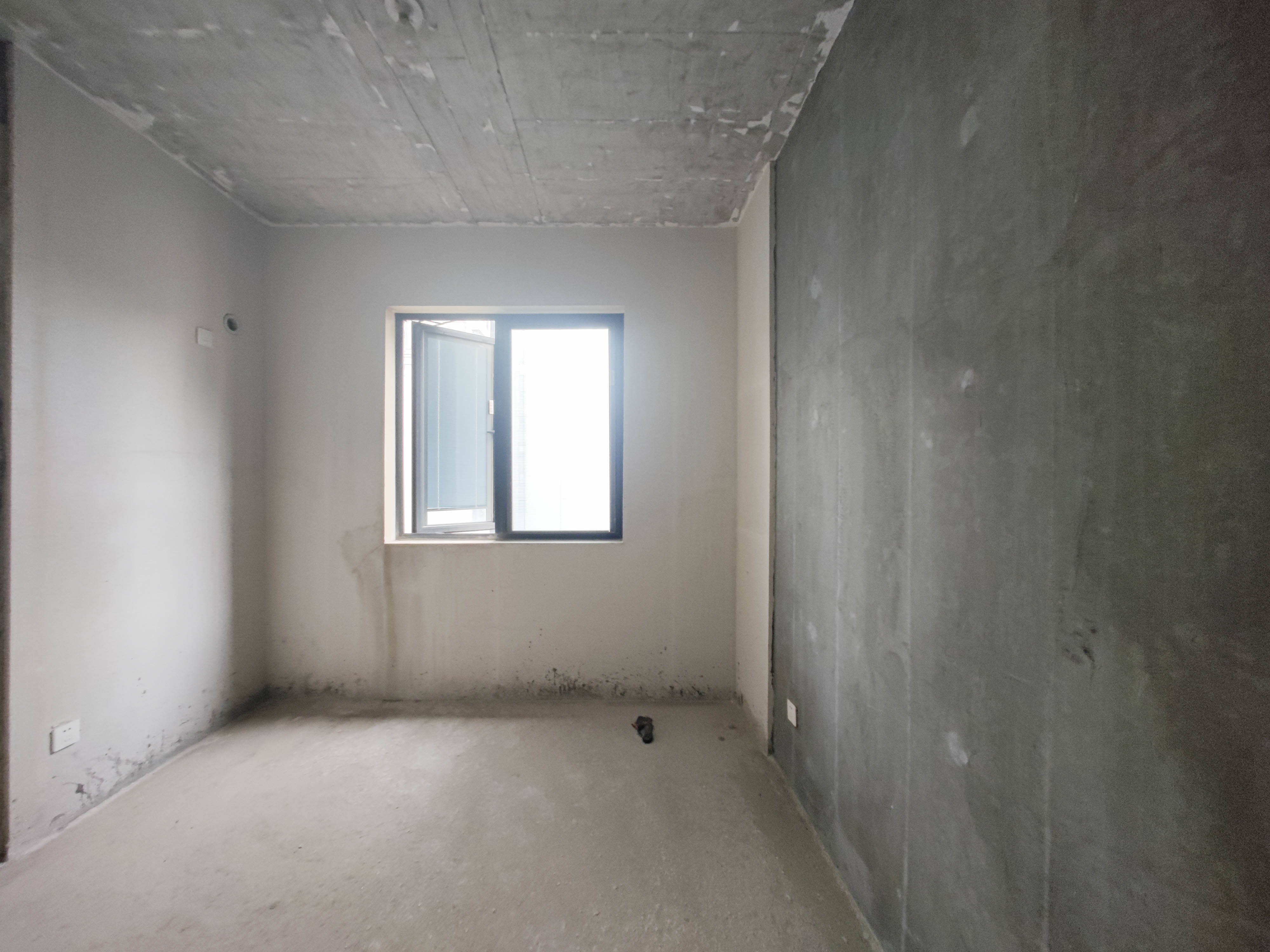 长房东旭国际 4室2厅2卫 206.0万 长房东旭国际 4室2厅2卫 206.0万卧室