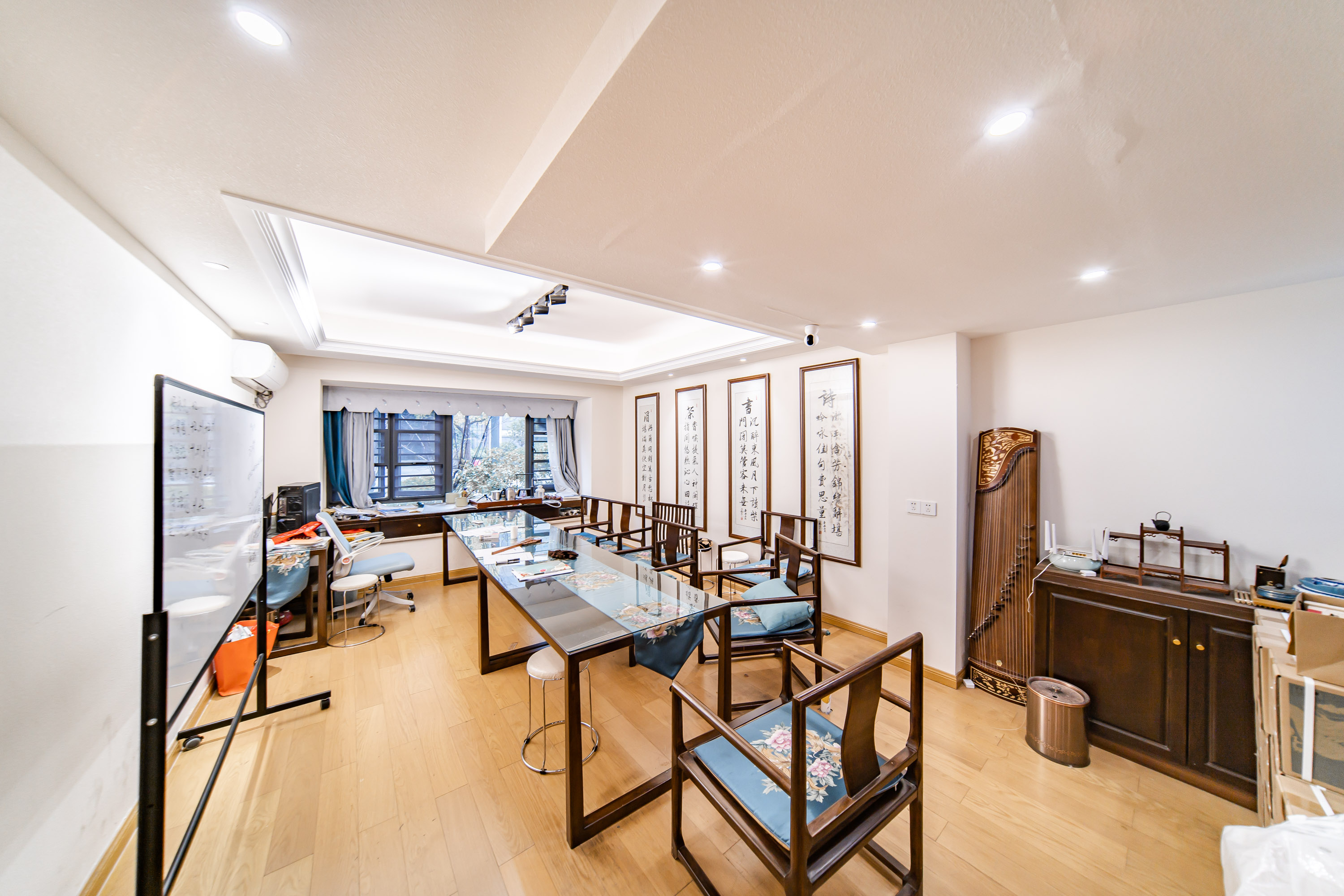 富力十号 4室2厅2卫 160.0万 富力十号 4室2厅2卫 160.0万卧室