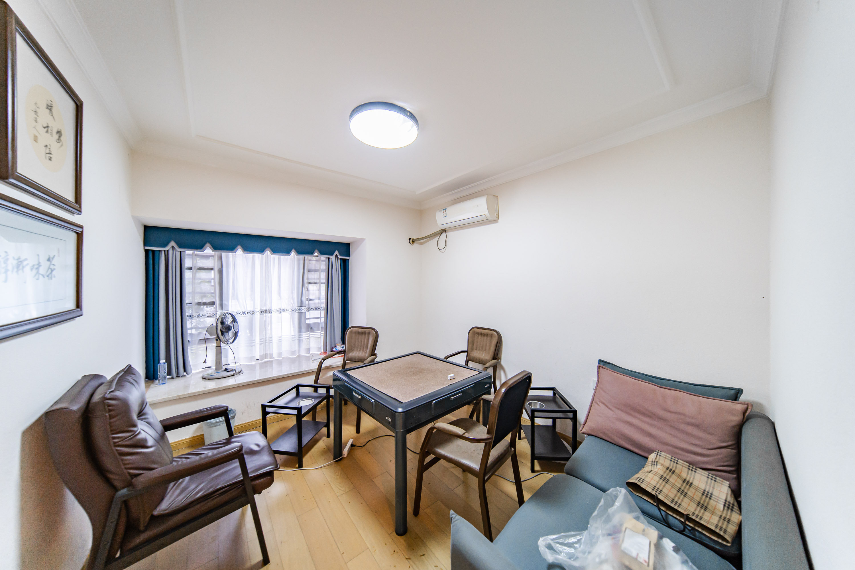 富力十号 4室2厅2卫 160.0万 富力十号 4室2厅2卫 160.0万卧室