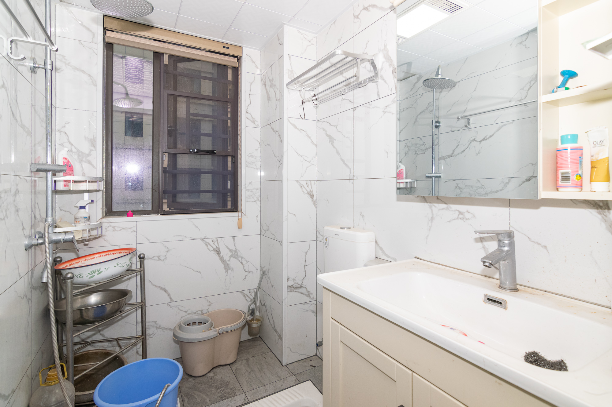 润和山水郡 3室2厅1卫 77.0万 润和山水郡 3室2厅1卫 77.0万卫生间