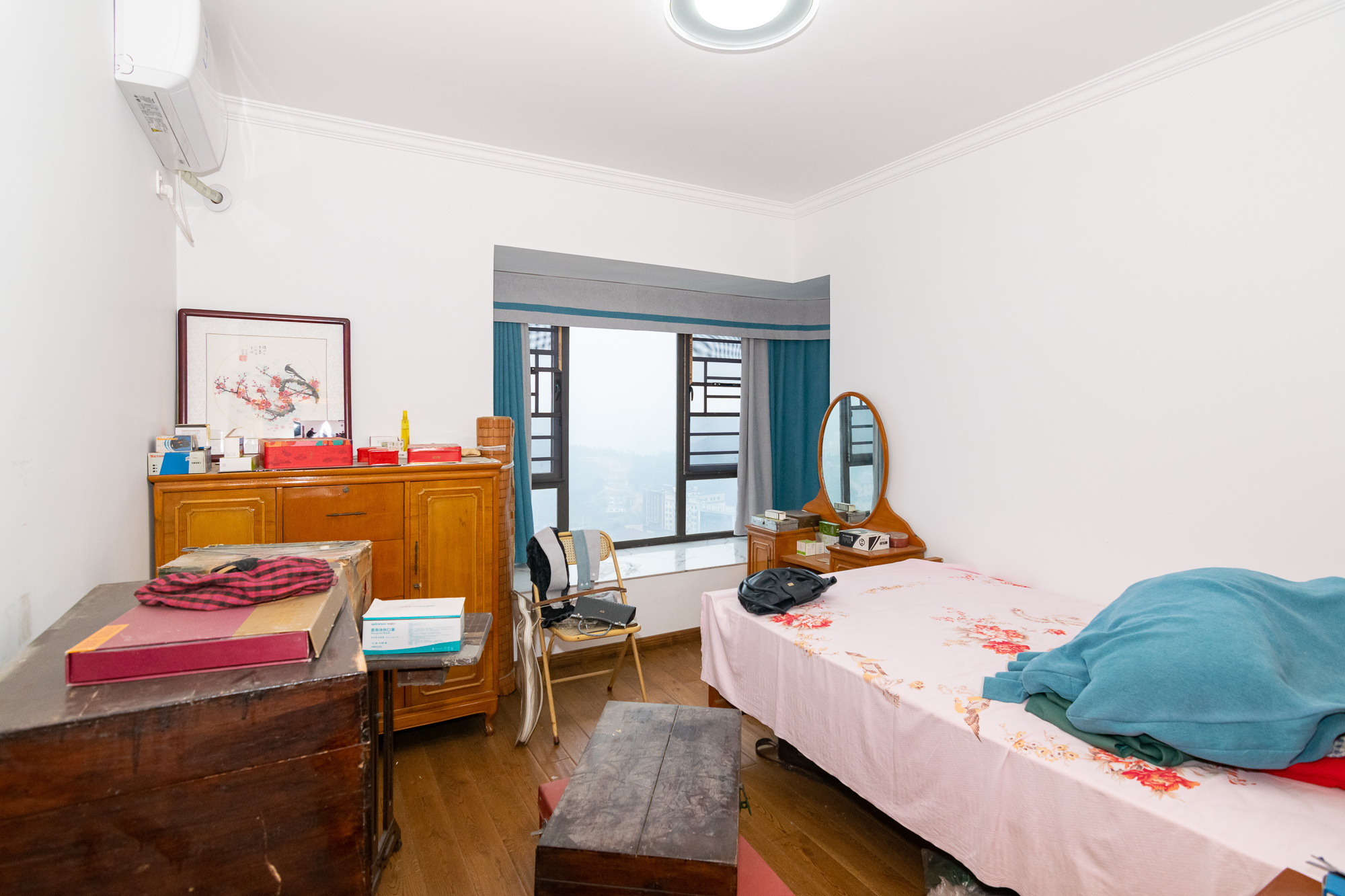 润和山水郡  3室2厅1卫    77.0万卧室