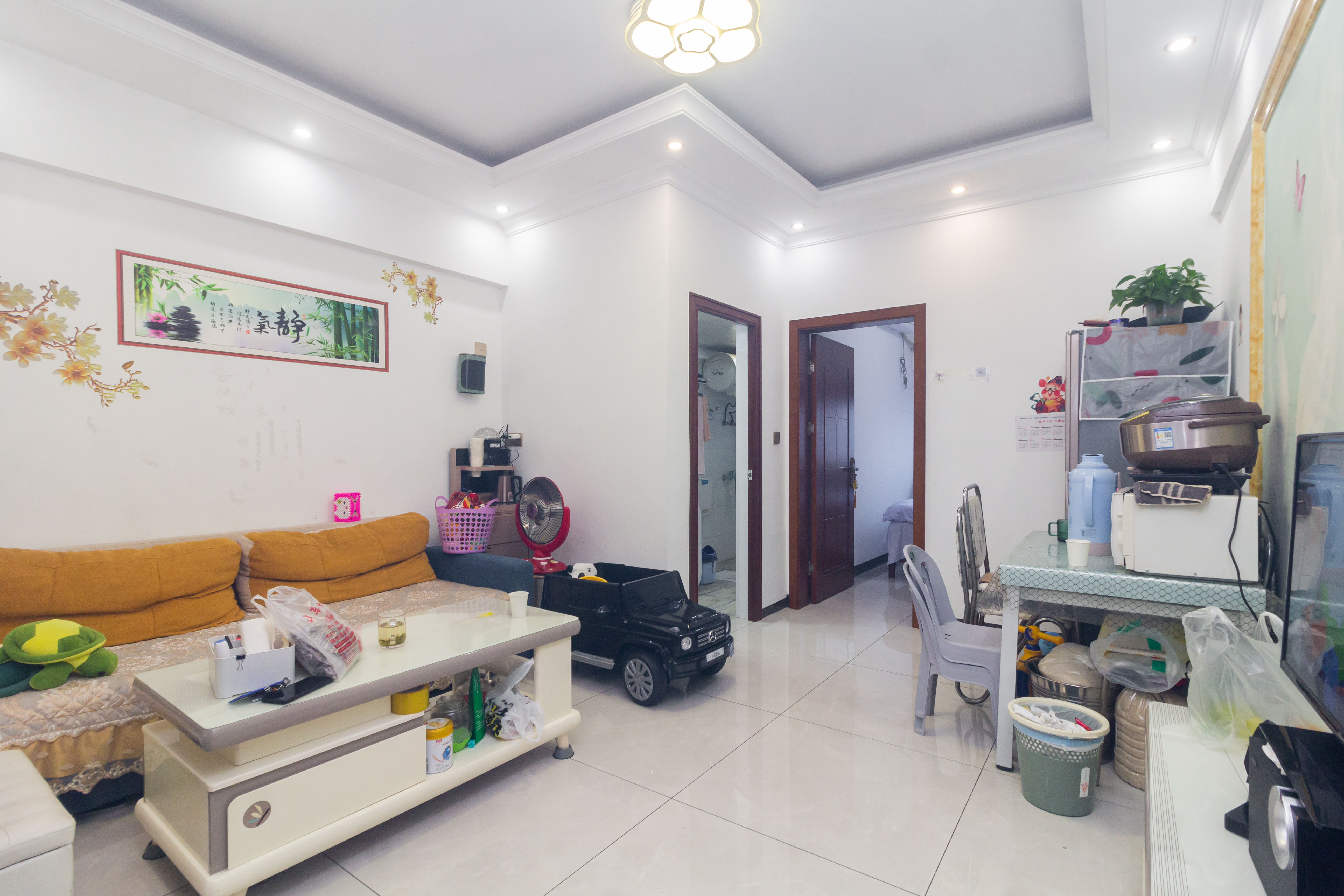 方略90公馆  2室1厅1卫    38.0万 方略90公馆  2室1厅1卫    38.0万客厅