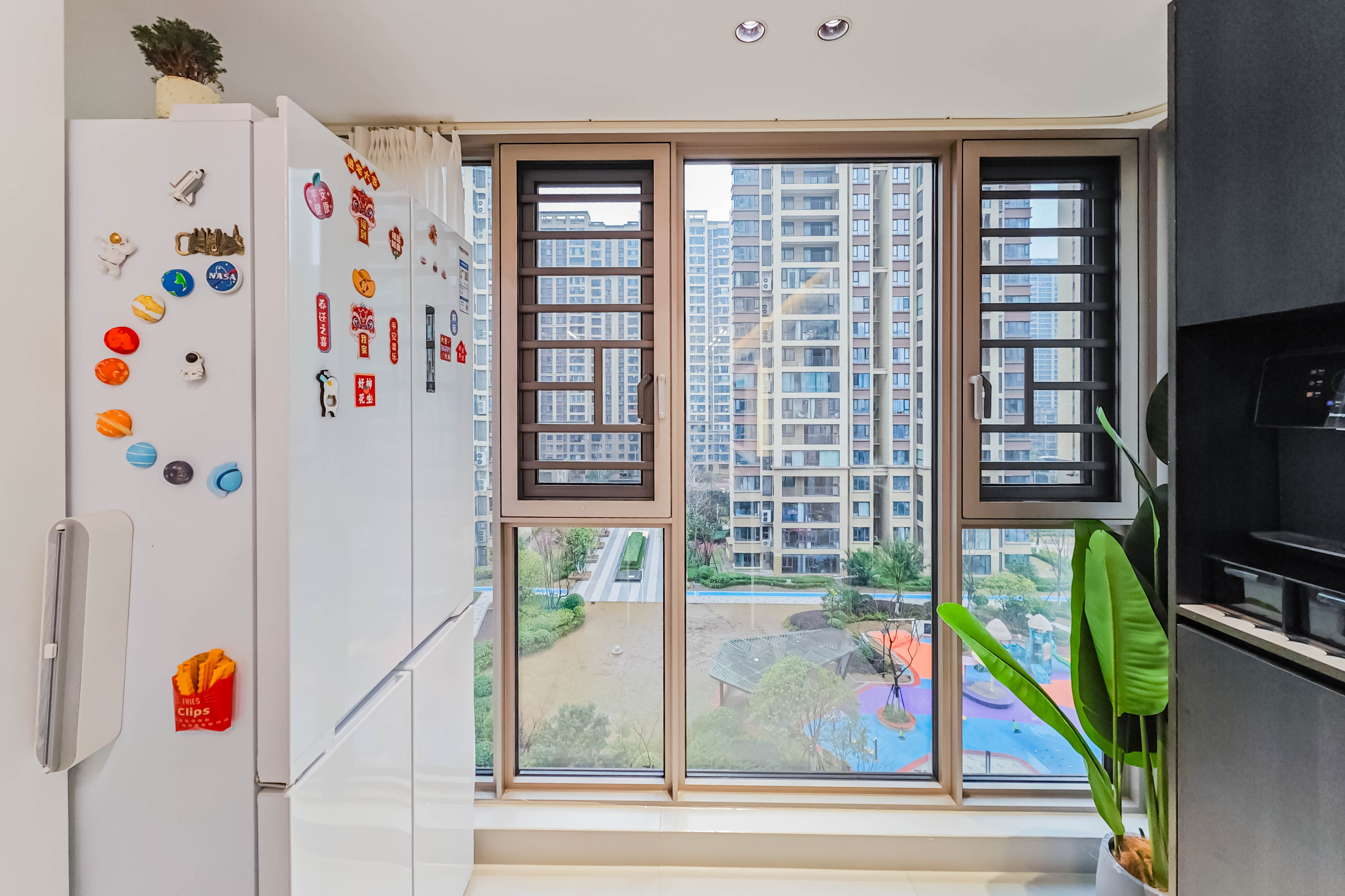 世茂璀璨天城  3室2厅2卫    220.0万其他