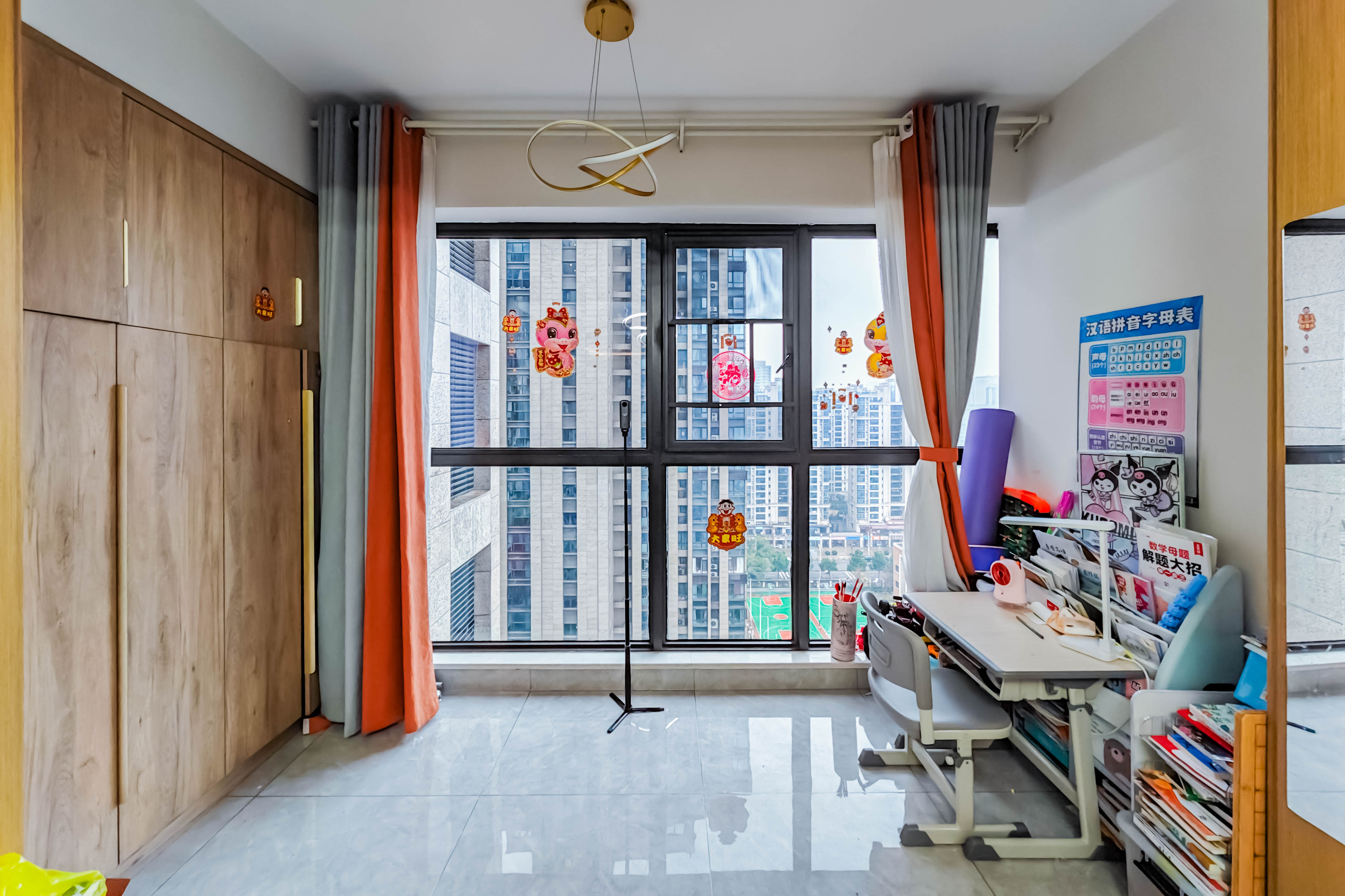 明昇壹城(明昇时代广场)二期  4室2厅2卫    208.0万 明昇壹城(明昇时代广场)二期  4室2厅2卫    208.0万其他