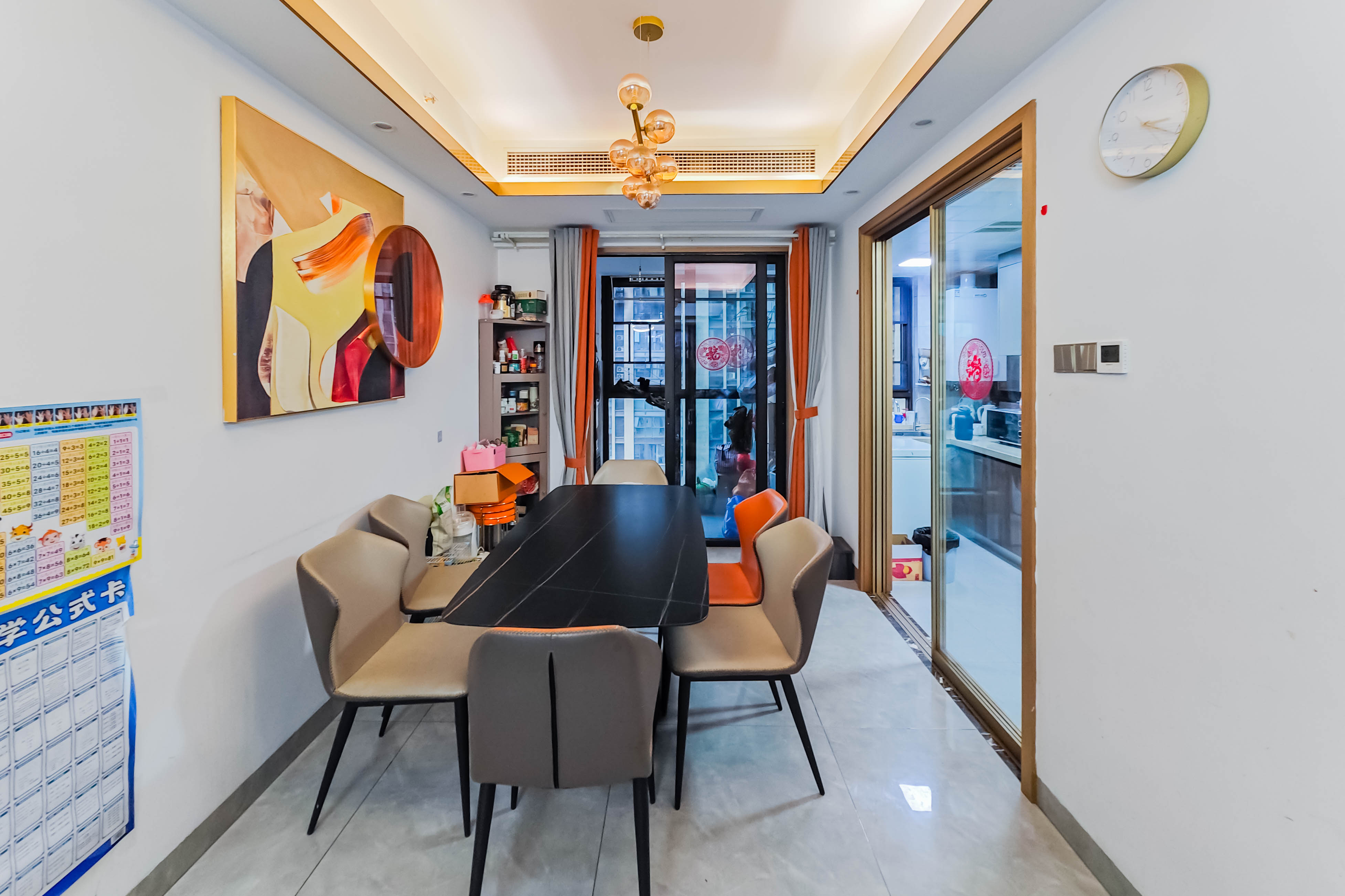 明昇壹城(明昇时代广场)二期  4室2厅2卫    208.0万 明昇壹城(明昇时代广场)二期  4室2厅2卫    208.0万客厅