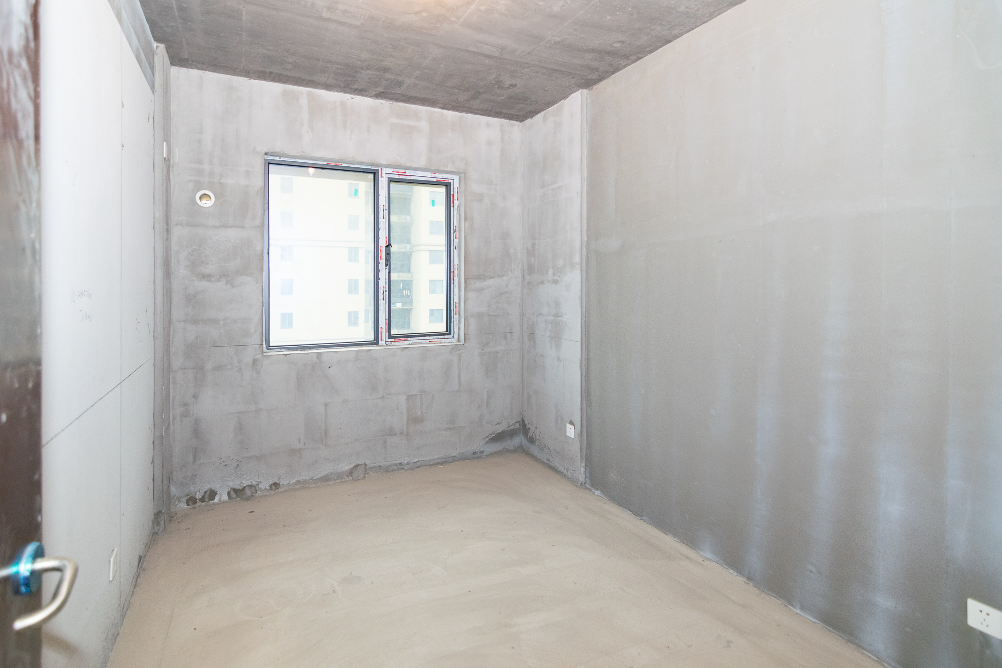 澳海澜庭 3室2厅1卫 68.0万 澳海澜庭 3室2厅1卫 68.0万卧室