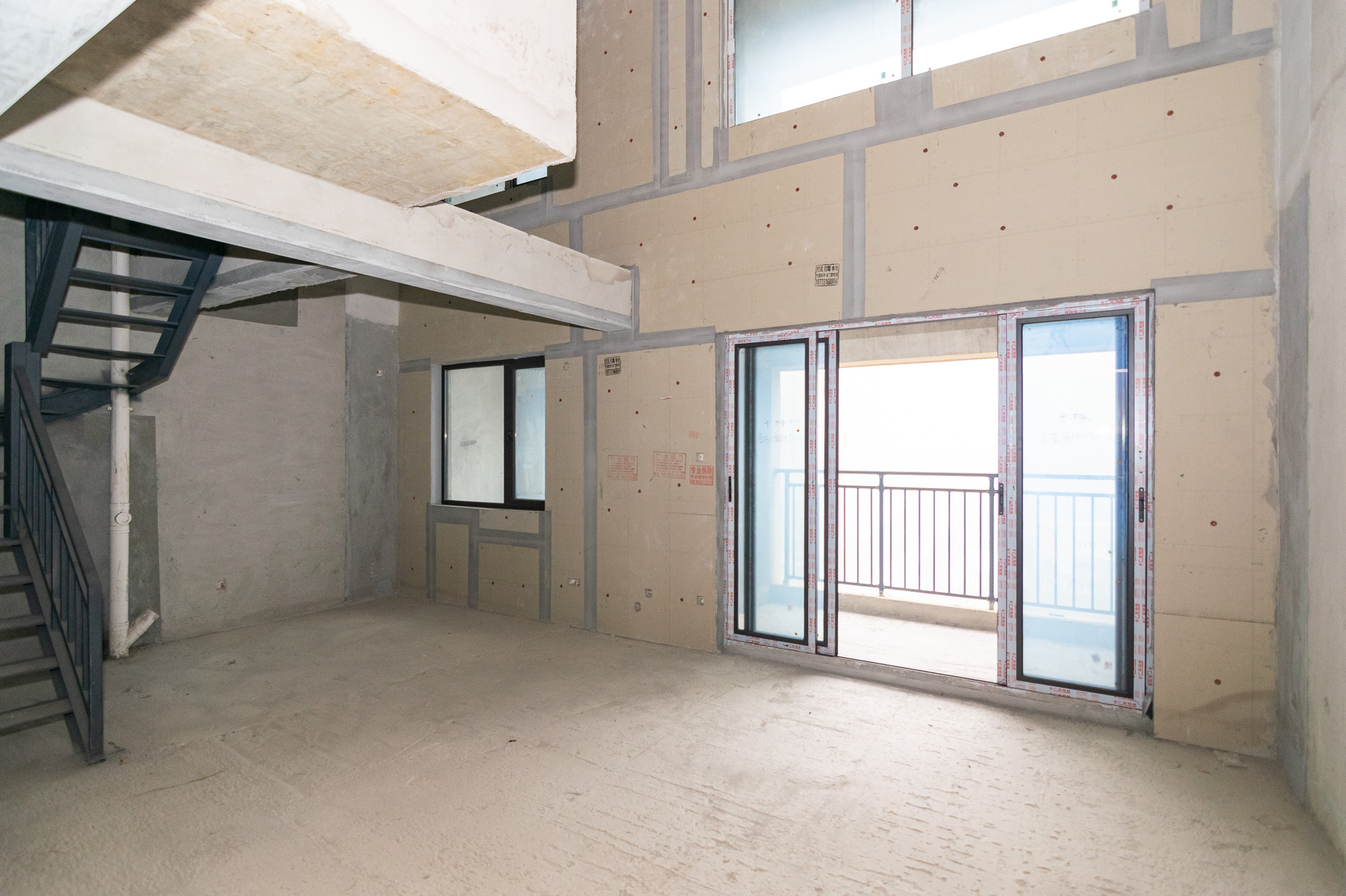 大汉汉府三期(大汉汉学府) 3室2厅2卫 82.0万 大汉汉府三期(大汉汉学府) 3室2厅2卫 82.0万客厅