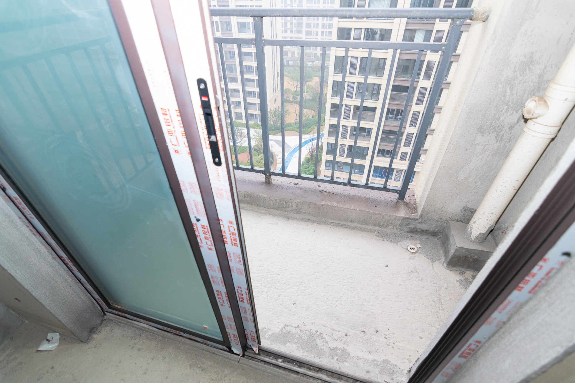 大汉汉府三期(大汉汉学府) 3室2厅2卫 82.0万 大汉汉府三期(大汉汉学府) 3室2厅2卫 82.0万阳台