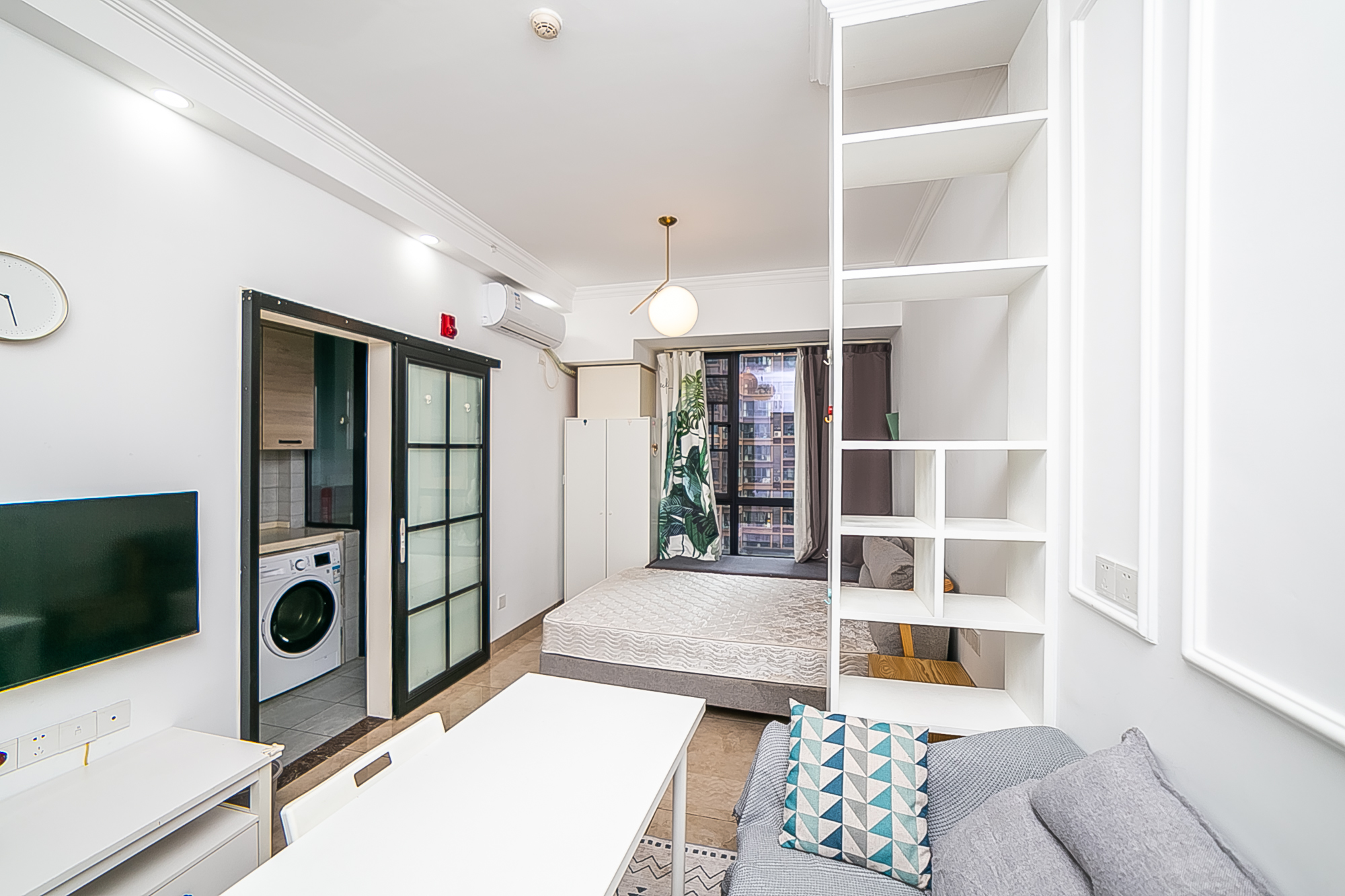 荣悦台  1室1厅1卫    38.5万 荣悦台  1室1厅1卫    38.5万卧室