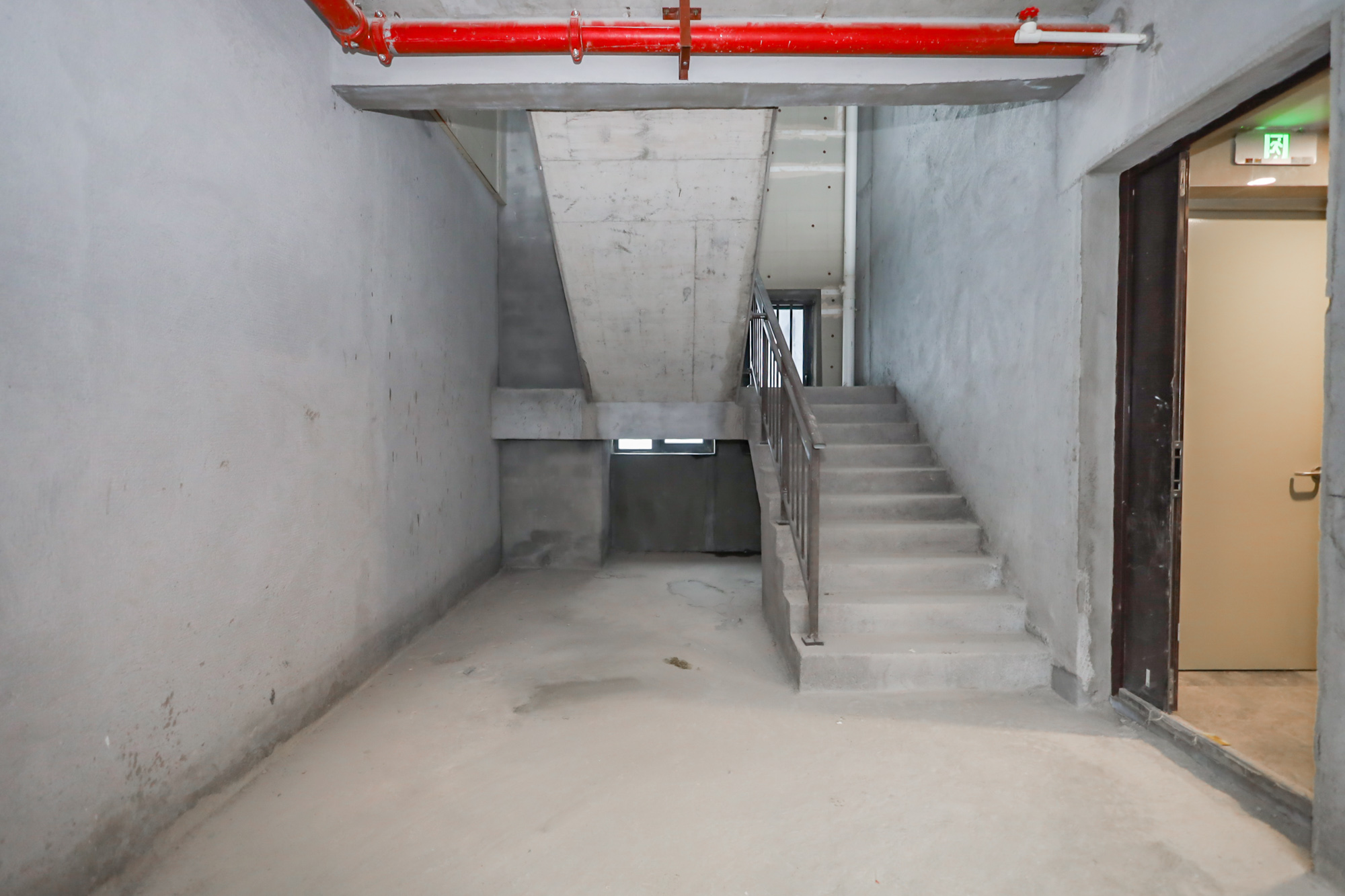 江山印  10室5厅5卫    2168.0万其他