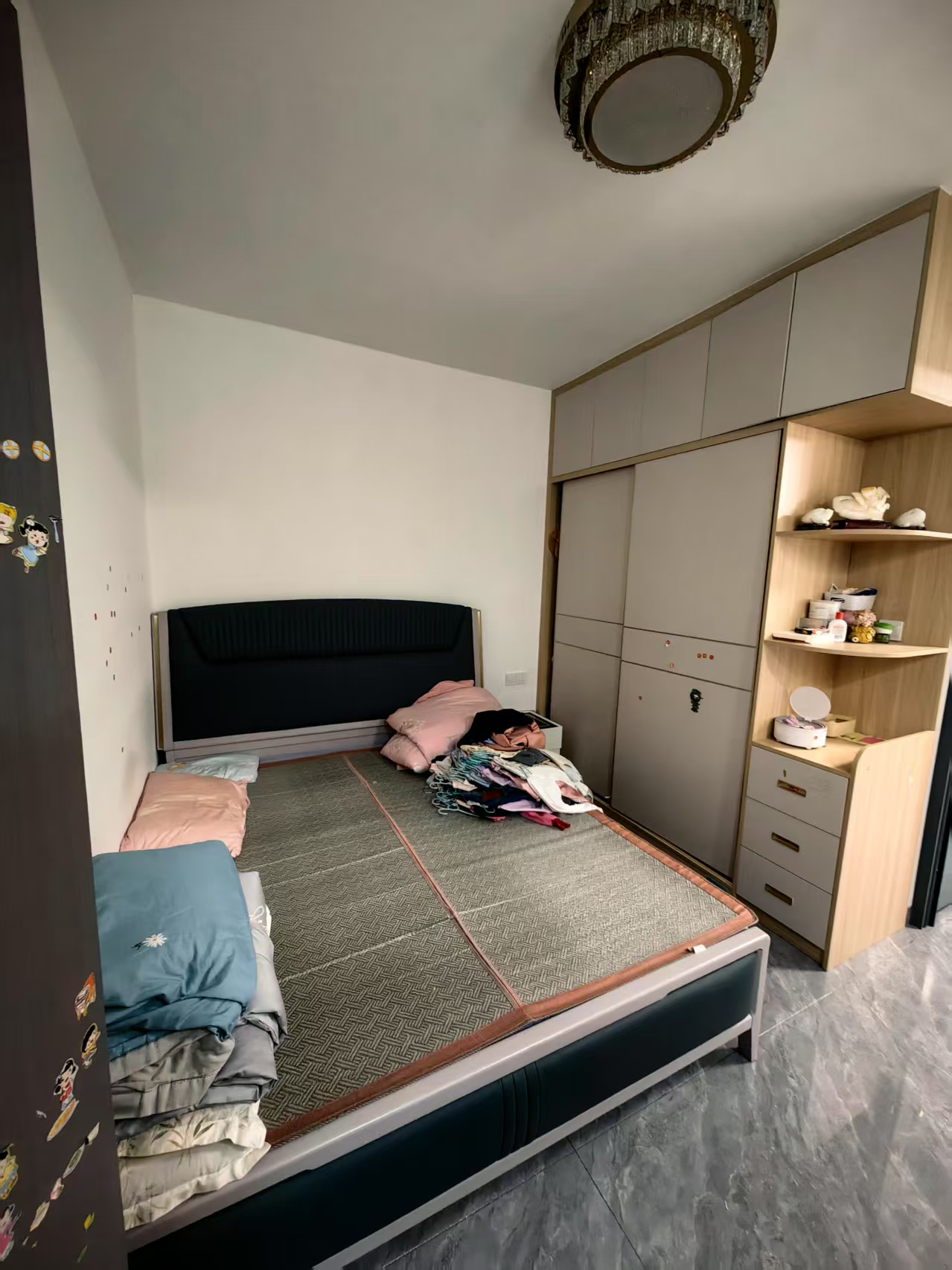 富通雅居 1室1厅1卫 92.0万 富通雅居 1室1厅1卫 92.0万客厅