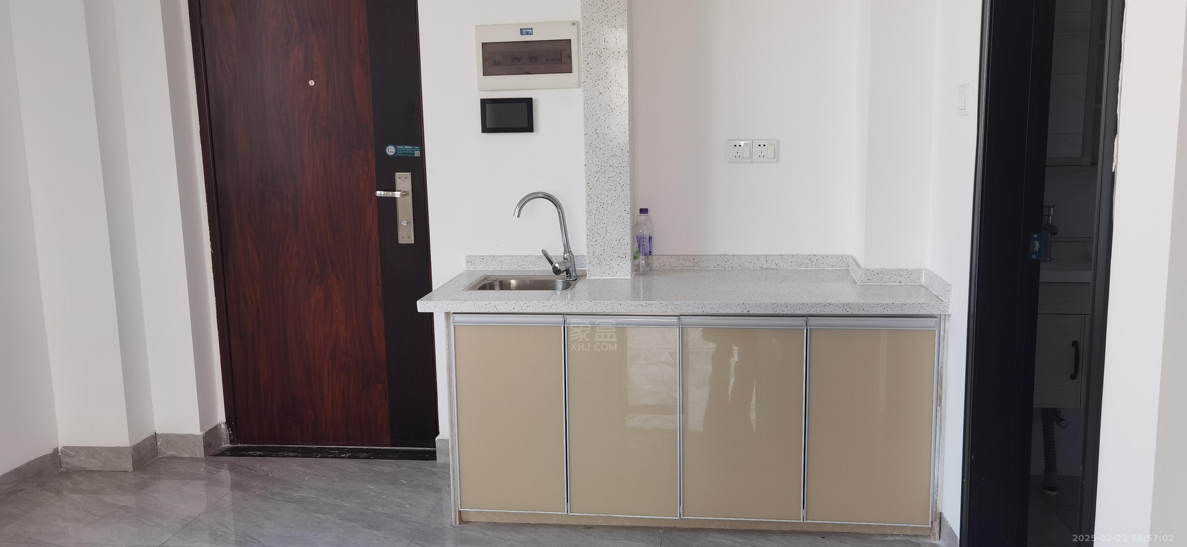 汇金财智天下 1室1厅1卫 1800.0元/月 汇金财智天下 1室1厅1卫 1800.0元/月室内图