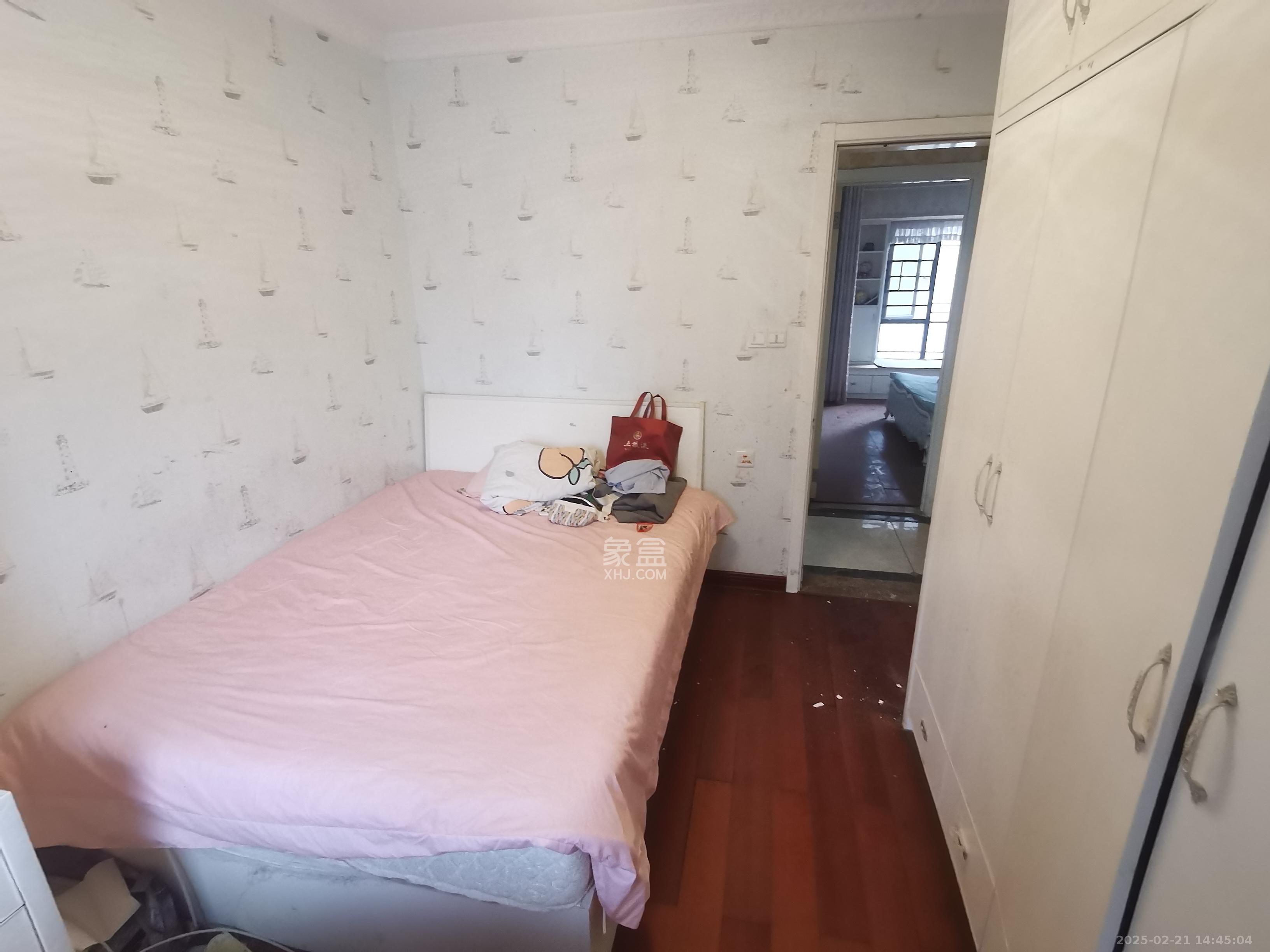 万科金域华府一期 3室1厅2卫 2800.0元/月 万科金域华府一期 3室1厅2卫 2800.0元/月室内图