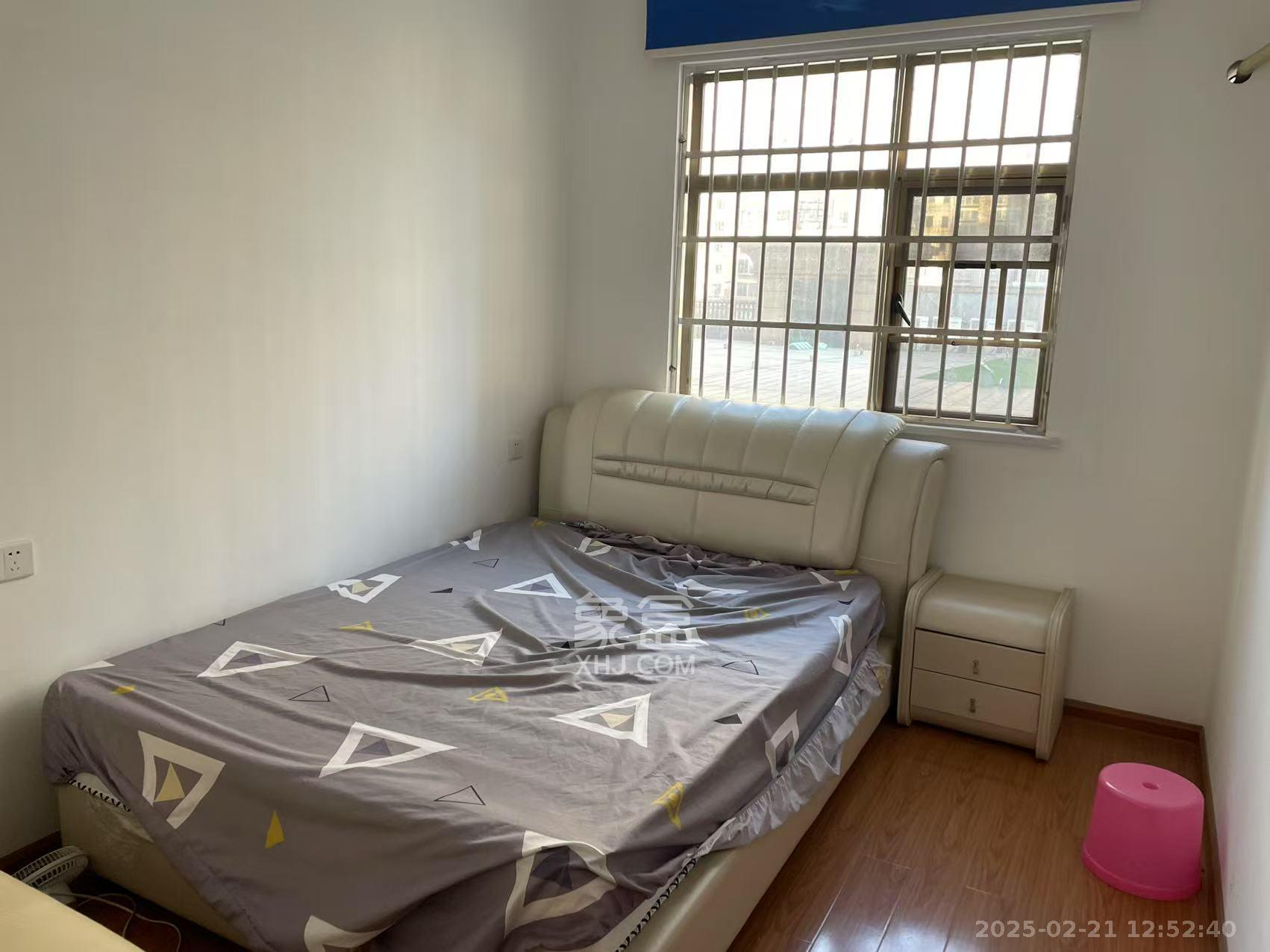 江山帝景雅典  3室2厅2卫    2500.0元/月 江山帝景雅典  3室2厅2卫    2500.0元/月室内图