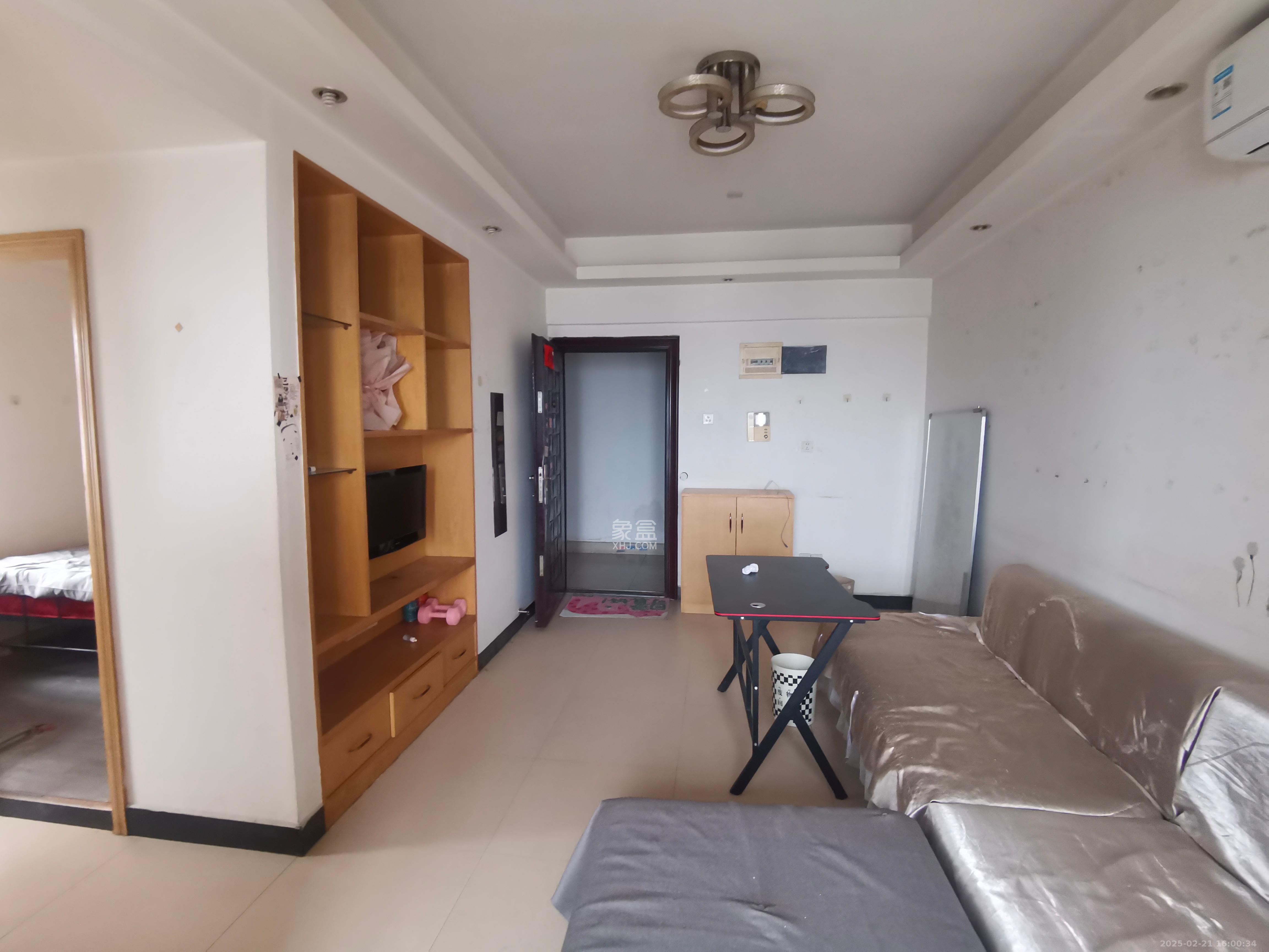 上海城小区 1室1厅1卫 1500.0元/月 上海城小区 1室1厅1卫 1500.0元/月室内图