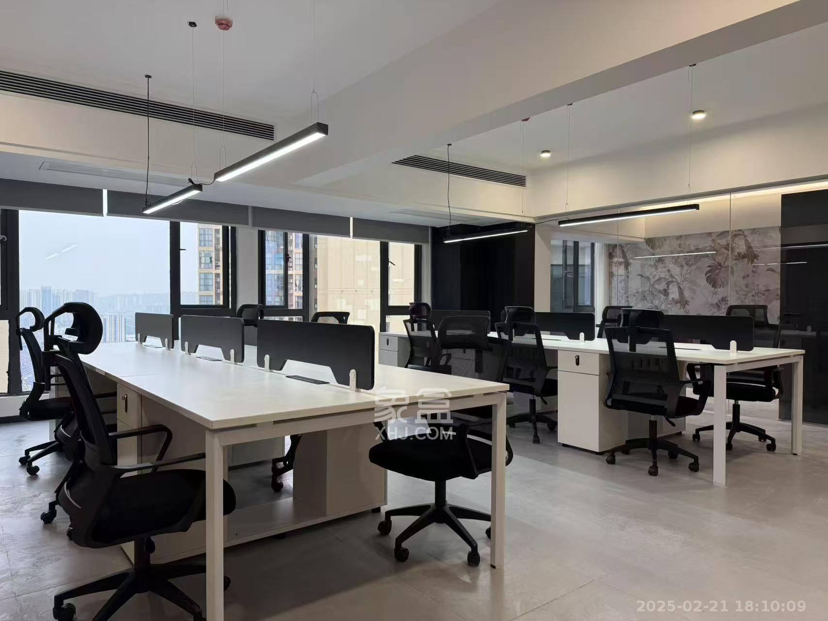 兰亭湾畔 3室1厅1卫 9800.0元/月 兰亭湾畔 3室1厅1卫 9800.0元/月室内图