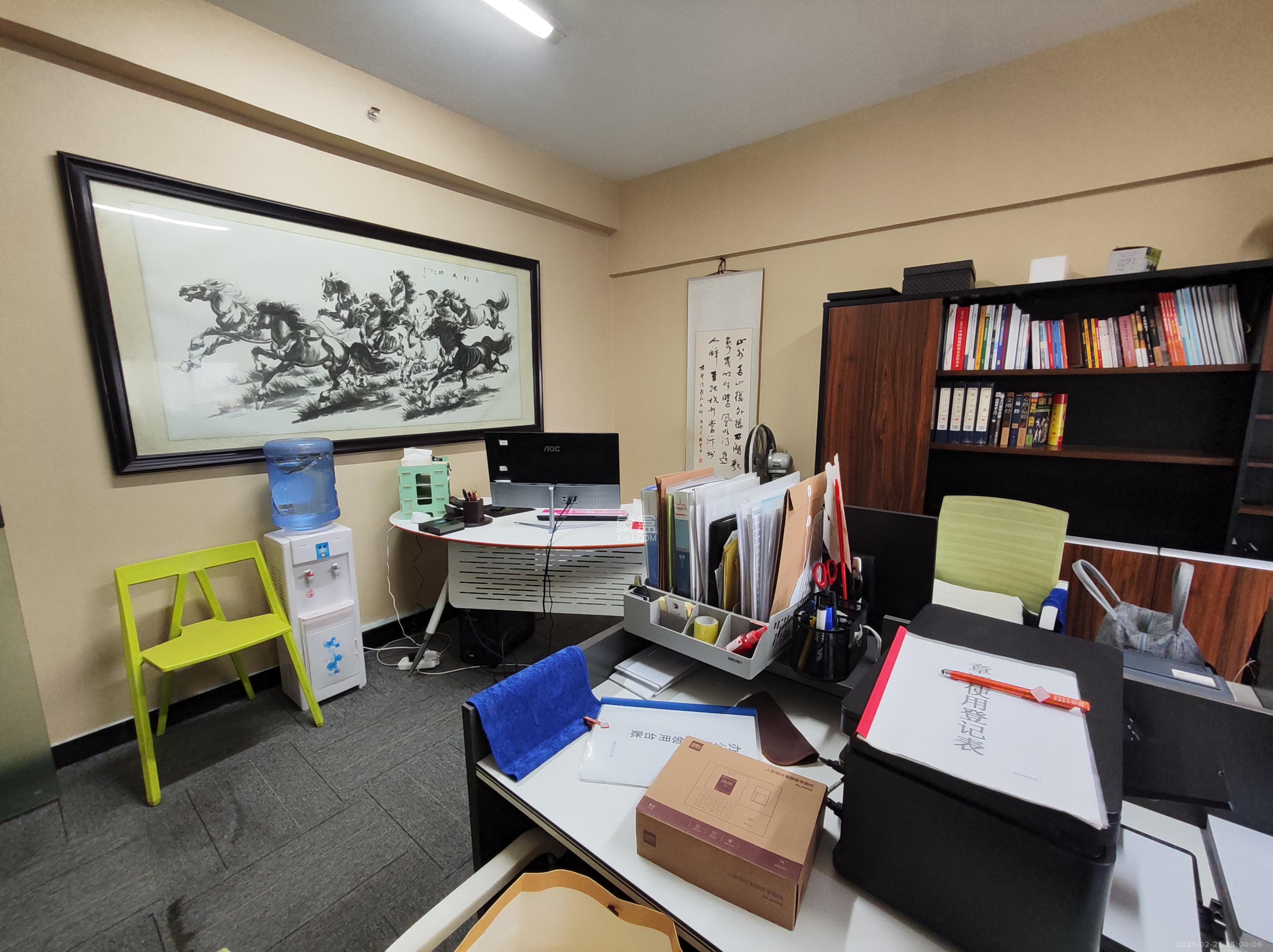 长远华樟名府  4室1厅2卫   7500.00元/月室内图