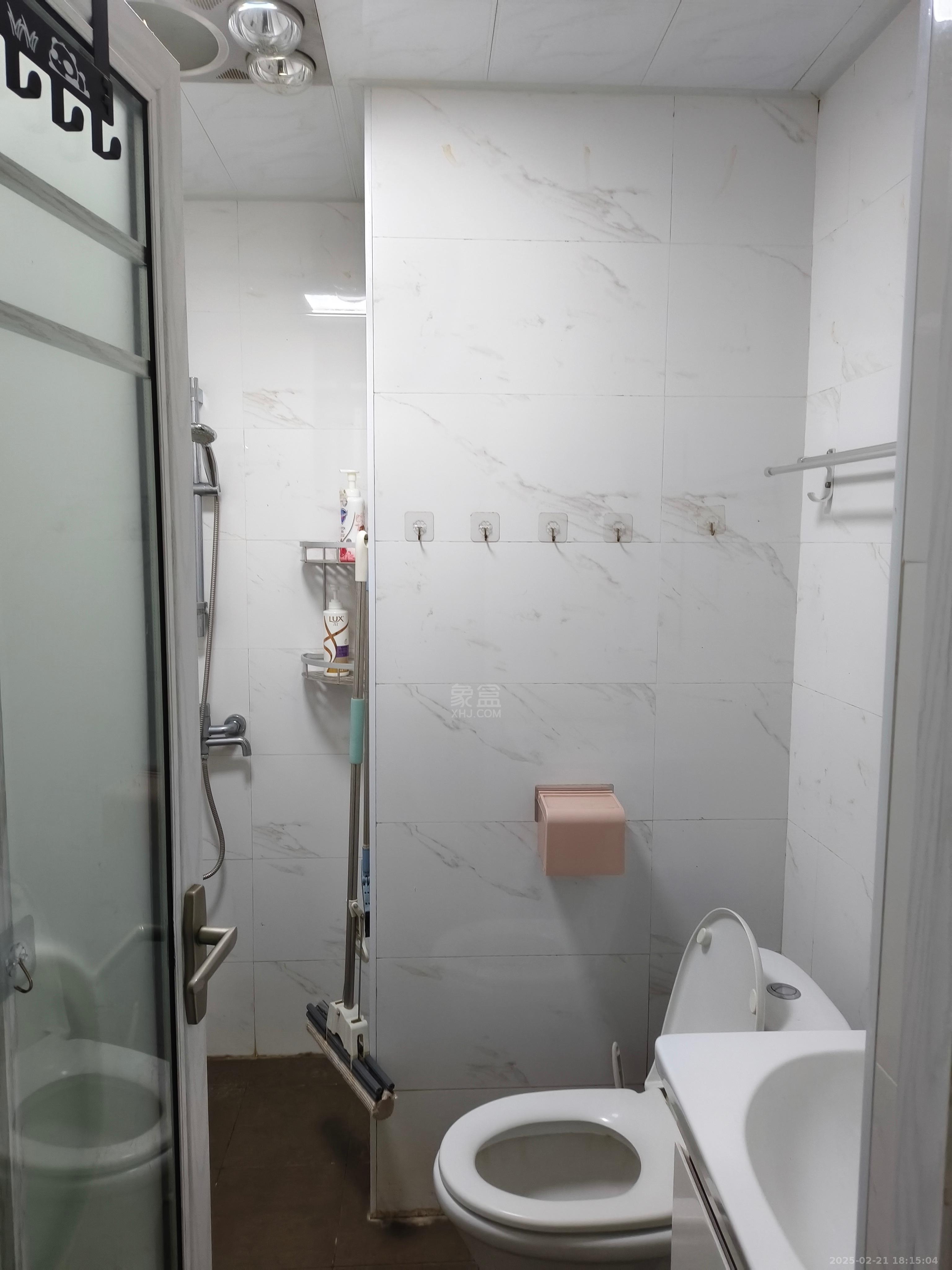 文艺复兴(未来城) 1室1厅1卫 1300.0元/月 文艺复兴(未来城) 1室1厅1卫 1300.0元/月室内图