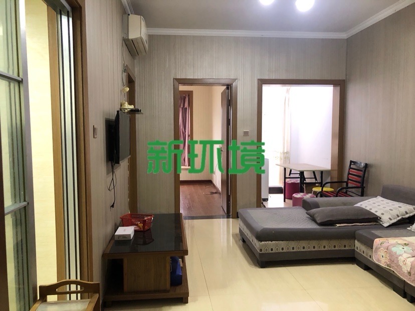 山水印象  1室1厅1卫   36.80万客厅