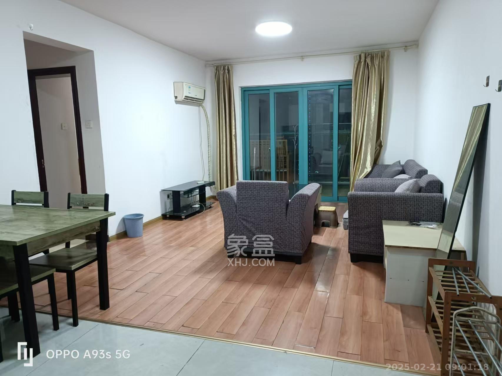 蝴蝶谷 2室2厅1卫 1400.0元/月 蝴蝶谷 2室2厅1卫 1400.0元/月室内图