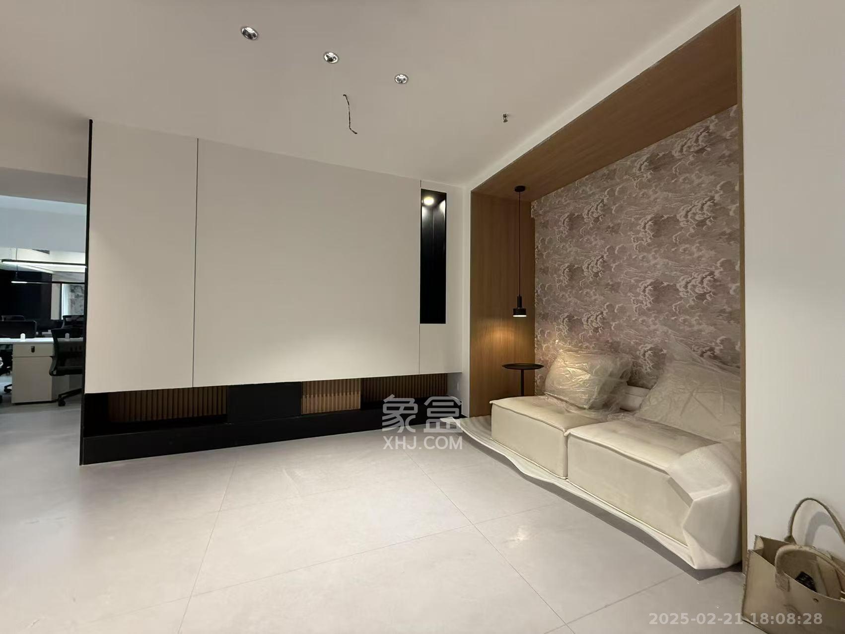 兰亭湾畔  3室1厅1卫    9800.0元/月 兰亭湾畔  3室1厅1卫    9800.0元/月室内图