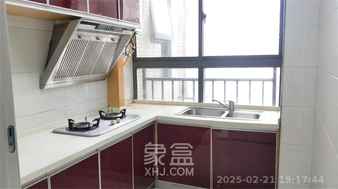 莱茵城  3室2厅1卫   2200.00元/月室内图
