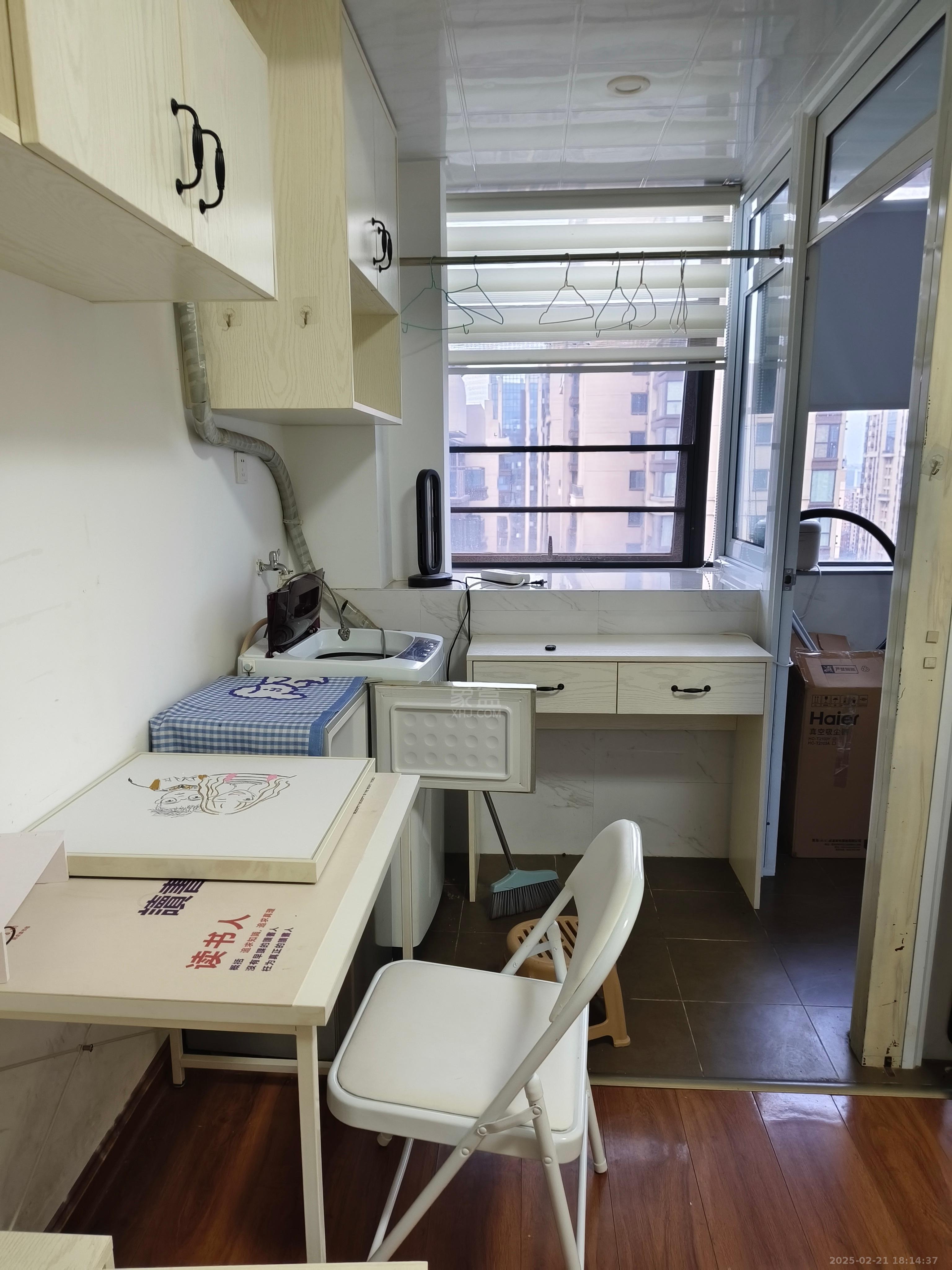 文艺复兴(未来城) 1室1厅1卫 1300.0元/月 文艺复兴(未来城) 1室1厅1卫 1300.0元/月室内图