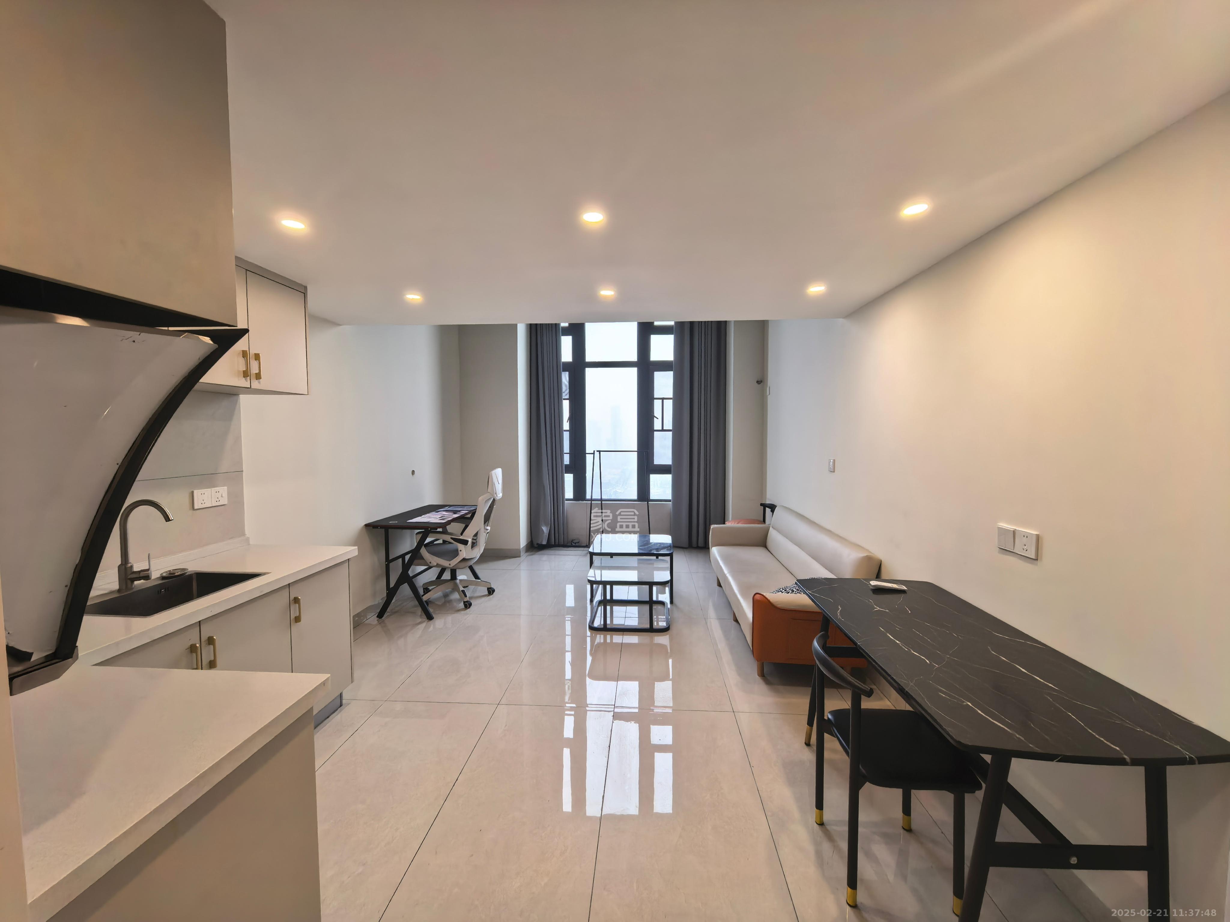 中海阅溪府 2室1厅1卫 1700.0元/月 中海阅溪府 2室1厅1卫 1700.0元/月室内图