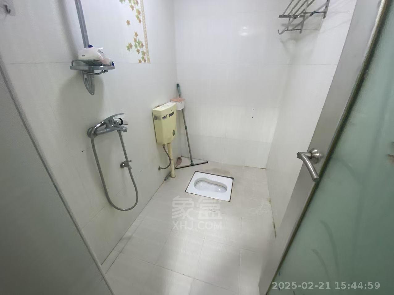 盛世鑫城  1室1厅1卫   1280.00元/月室内图