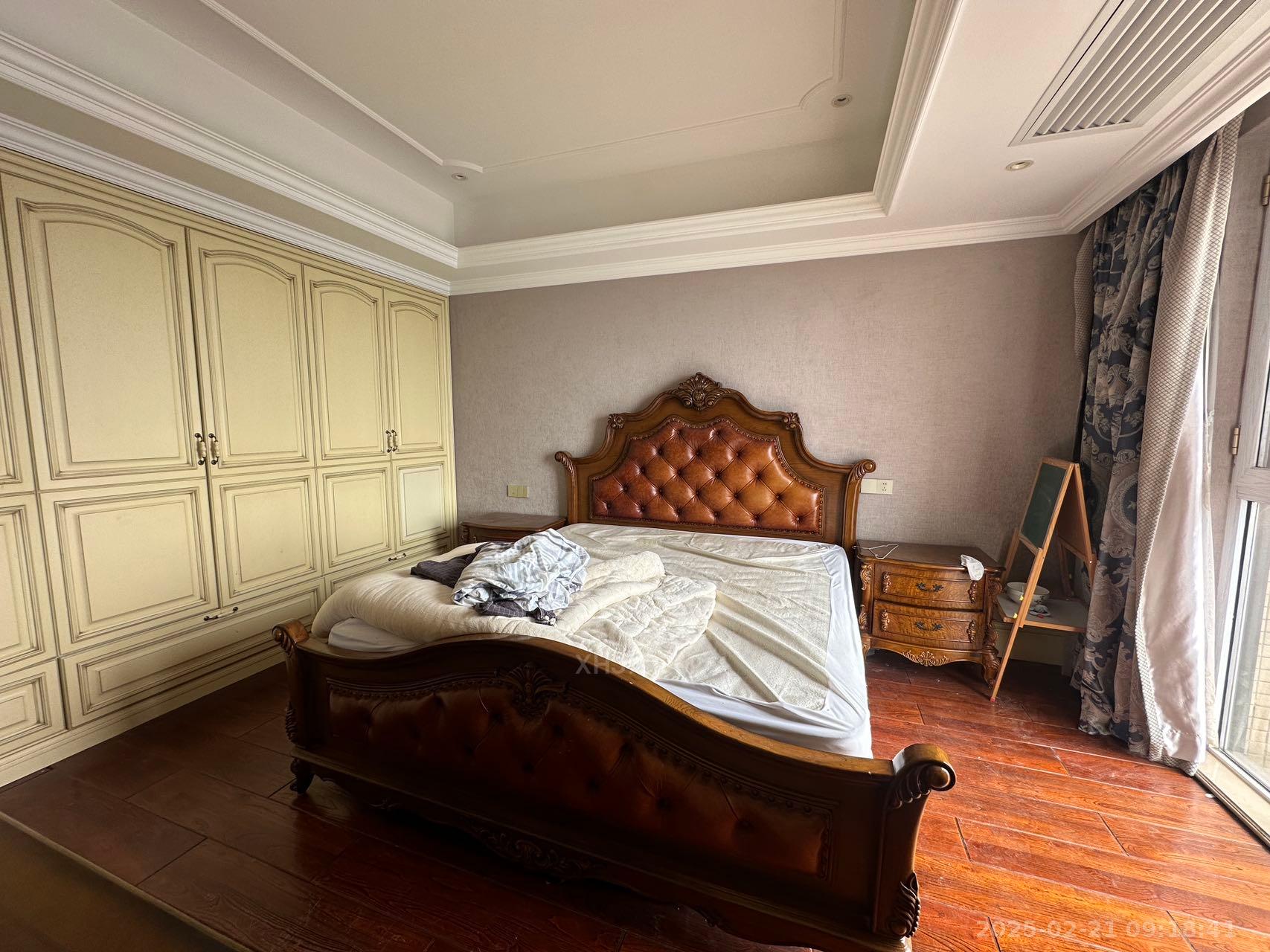 奥园养生城 4室2厅4卫 5300.0元/月 奥园养生城 4室2厅4卫 5300.0元/月室内图