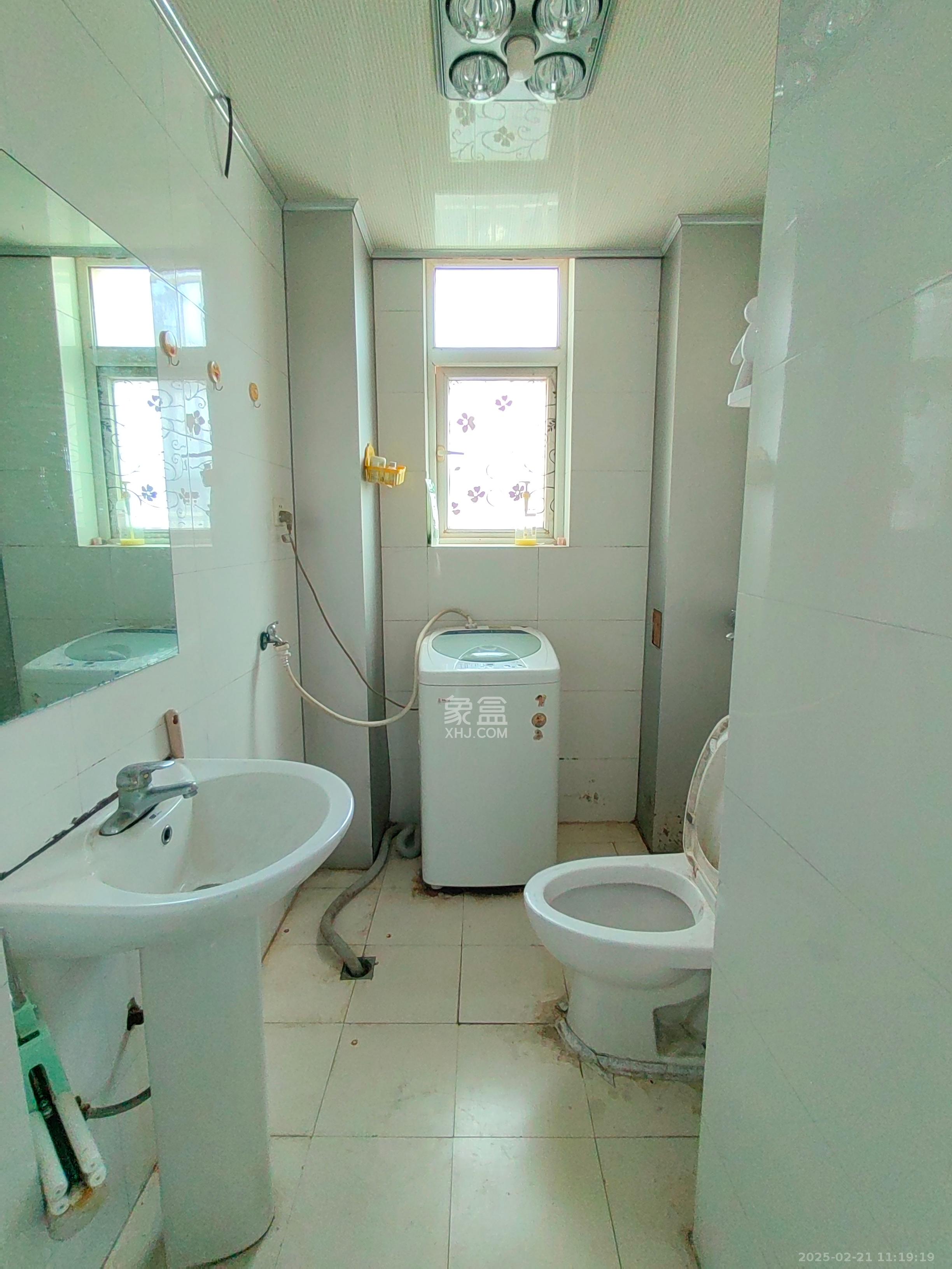 豪菲斯国际公寓(缤纷一季) 1室1厅1卫 1300.0元/月 豪菲斯国际公寓(缤纷一季) 1室1厅1卫 1300.0元/月室内图