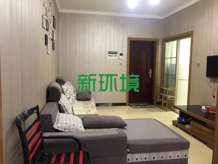 山水印象  1室1厅1卫   36.80万客厅