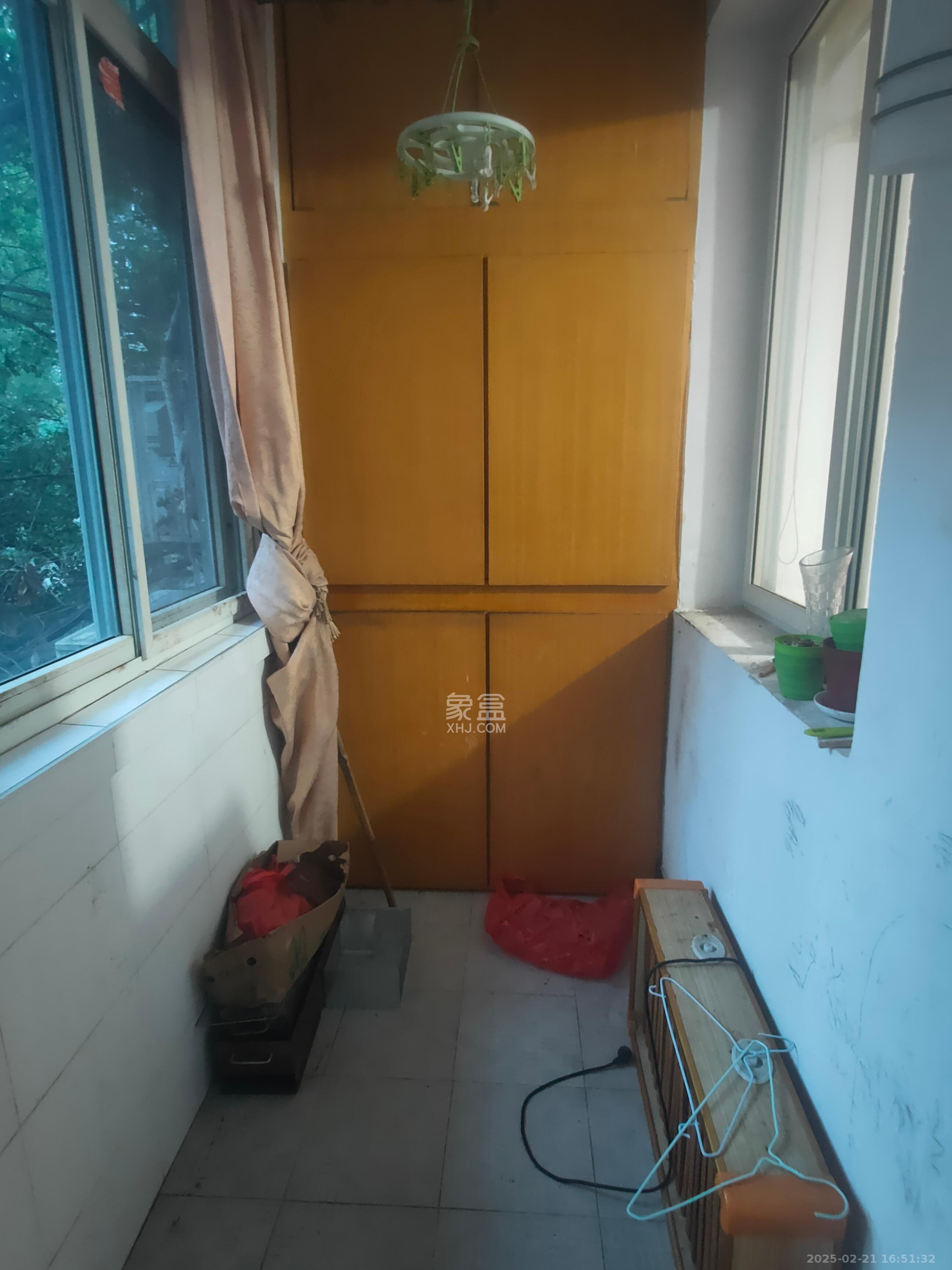 阿弥岭一二片  2室1厅1卫   1400.00元/月室内图