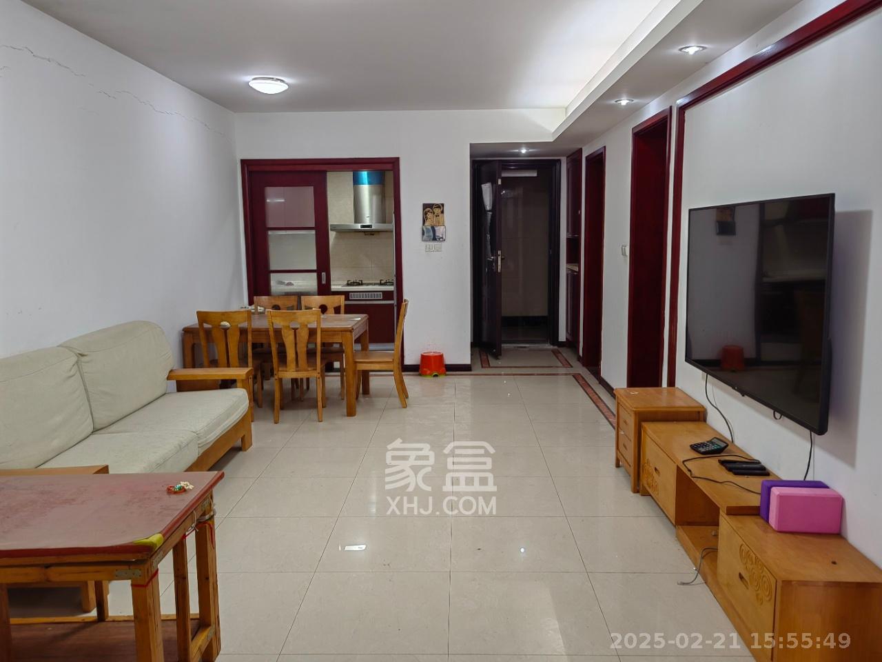 中海国际二期  3室2厅2卫    1800.0元/月 中海国际二期  3室2厅2卫    1800.0元/月室内图