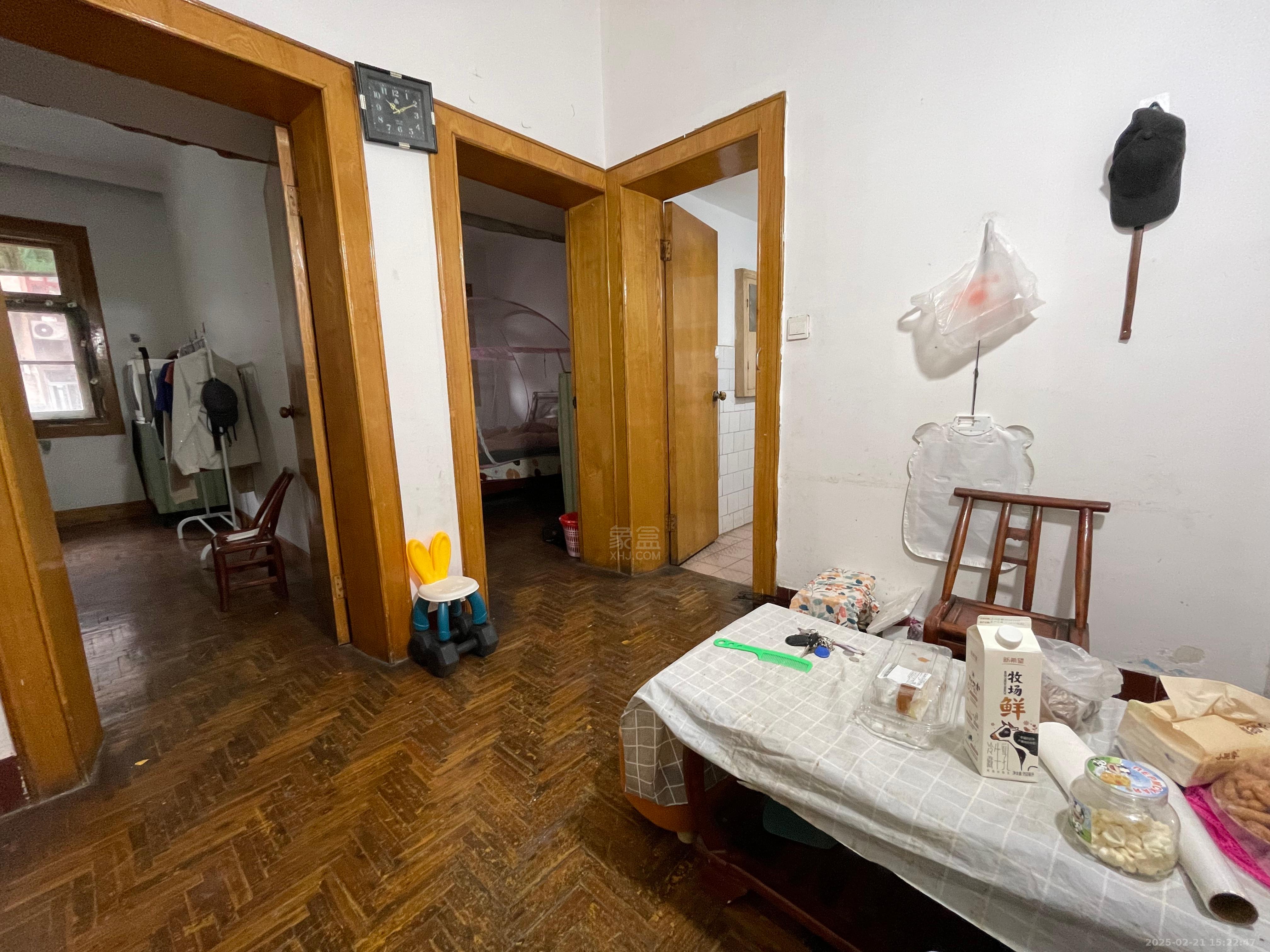 解放一村 2室1厅1卫 700.0元/月 解放一村 2室1厅1卫 700.0元/月室内图