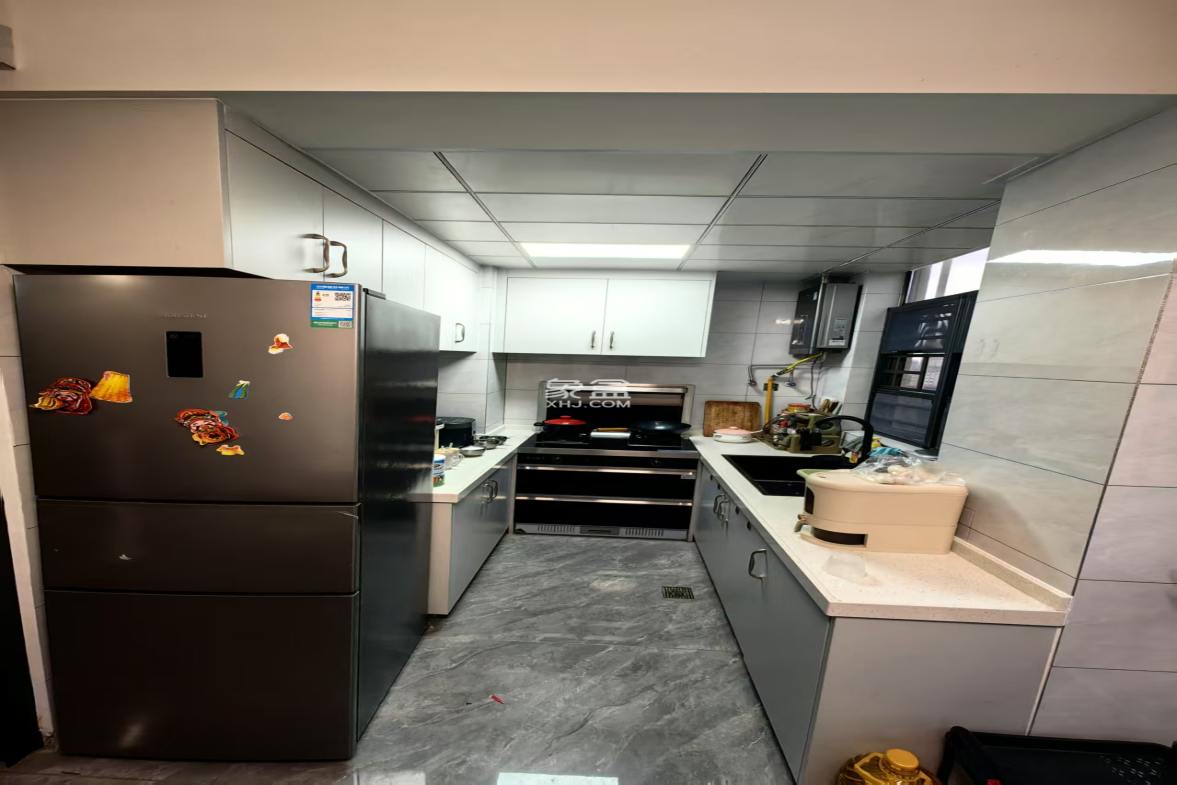 富通雅居 1室1厅1卫 92.0万 富通雅居 1室1厅1卫 92.0万客厅