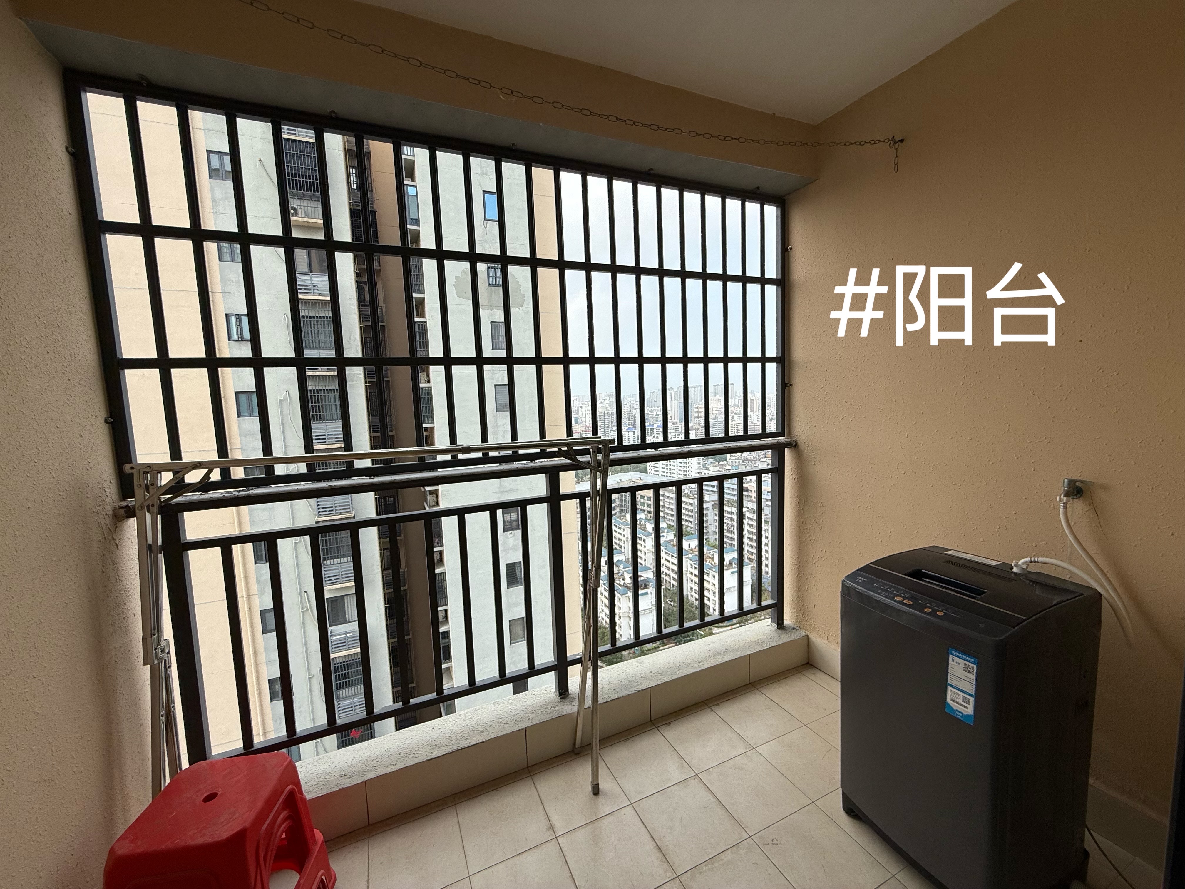 美舍嘉苑二期  2室2厅1卫   2400.00元/月室内图